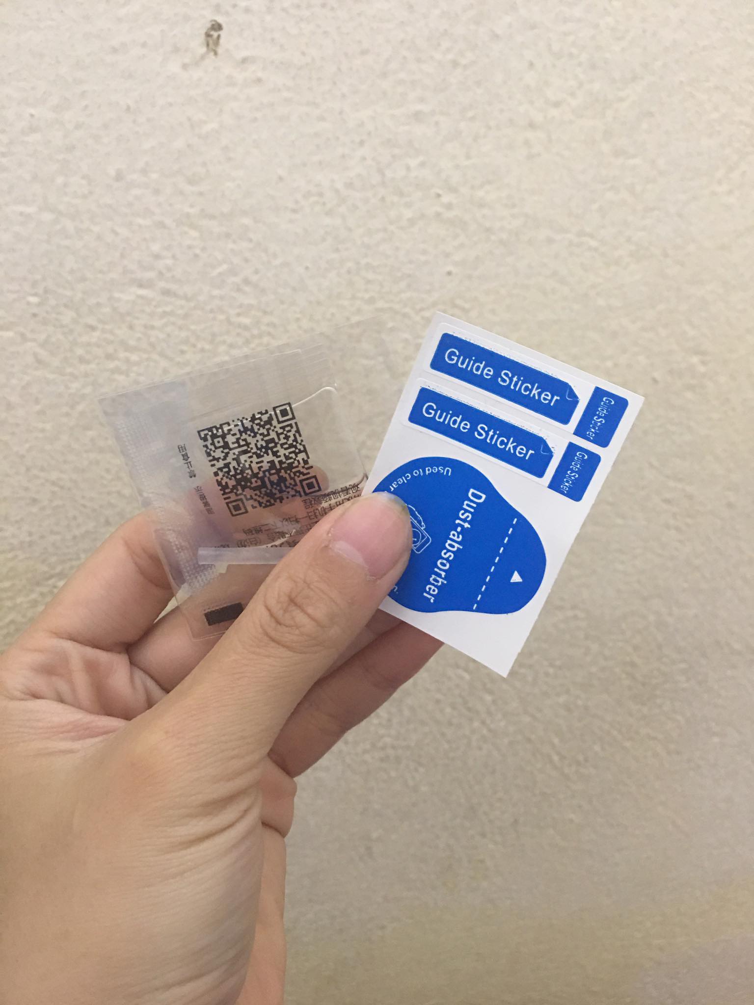 Keo dán chống hở mép khi dán kính cường lực + Miếng hút bụi màn hình điện thoại cho tất cả các dòng máy điện thoại. ipad ....