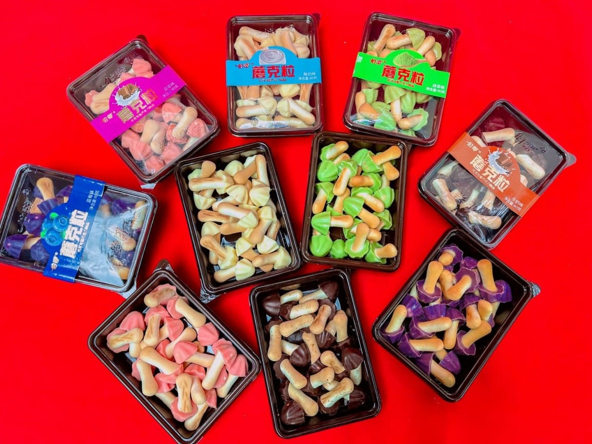 [ Cực ngon - Sẵn hàng ] Combo 2 khay Bánh quy Socola hình cây nấm vị Matcha / Socola / Việt quất / Bơ sữa / Dâu tây khay 40gr