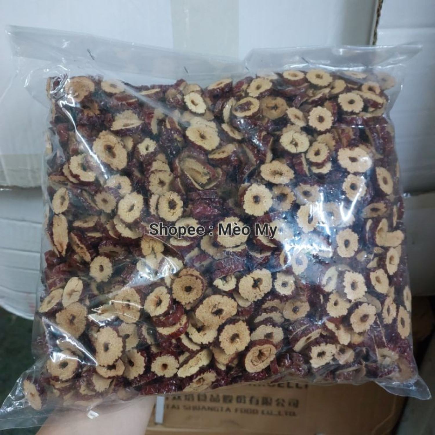 Táo đỏ cắt lát sấy khô 500gram/1kg loại giòn ngọt
