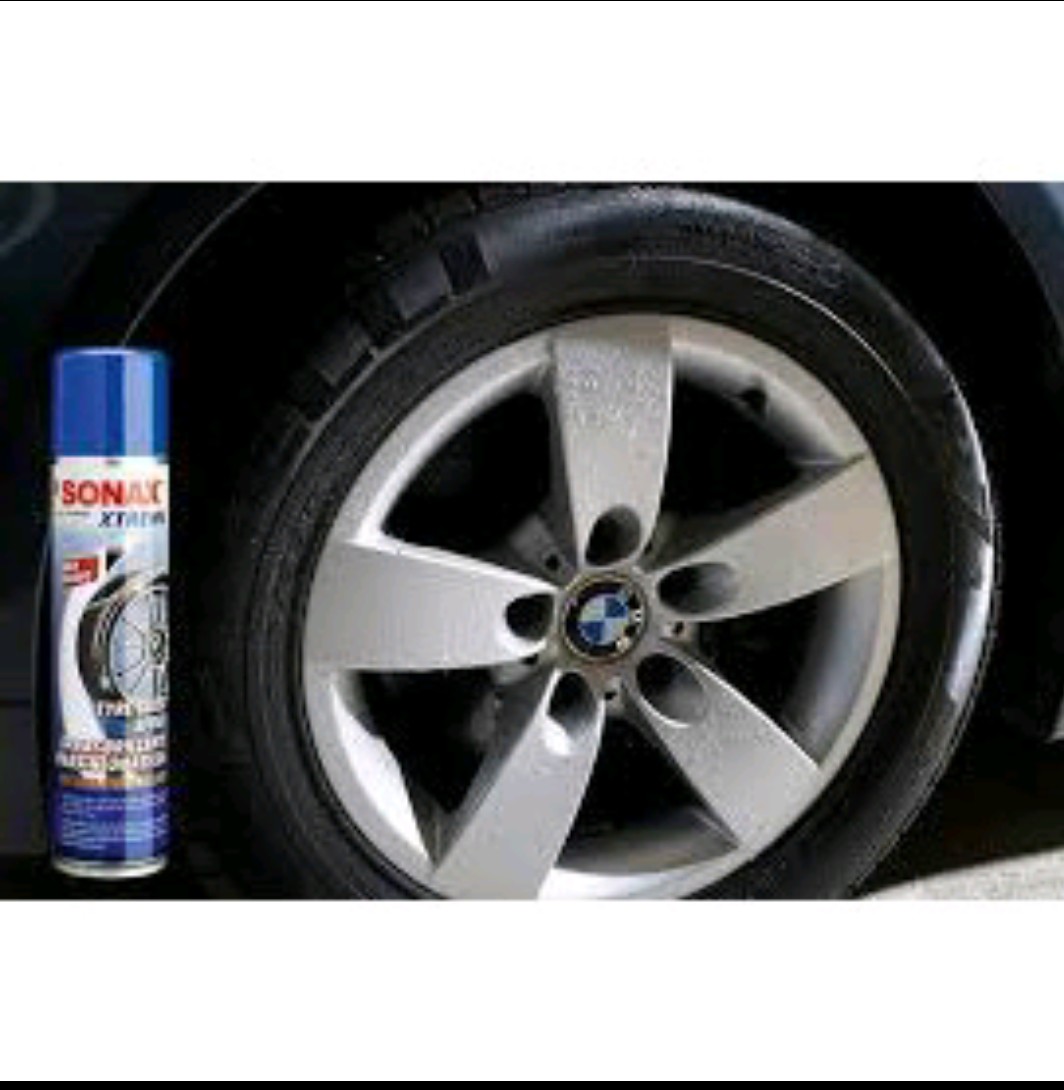 Chai xịt bảo dưỡng lốp xe ô tô Sonax 235300 400ml