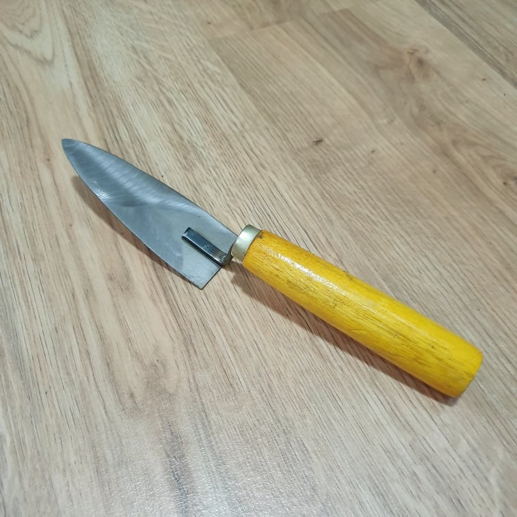 Bay Chỉ Dụng Cụ Thi Công Xây Dựng Lưỡi Thép Cán Gỗ 24x4cm Loại Bay Nhỏ Vuốt Cạnh Góc Các Chi Tiết Nhỏ Hoặc Làm Vườn