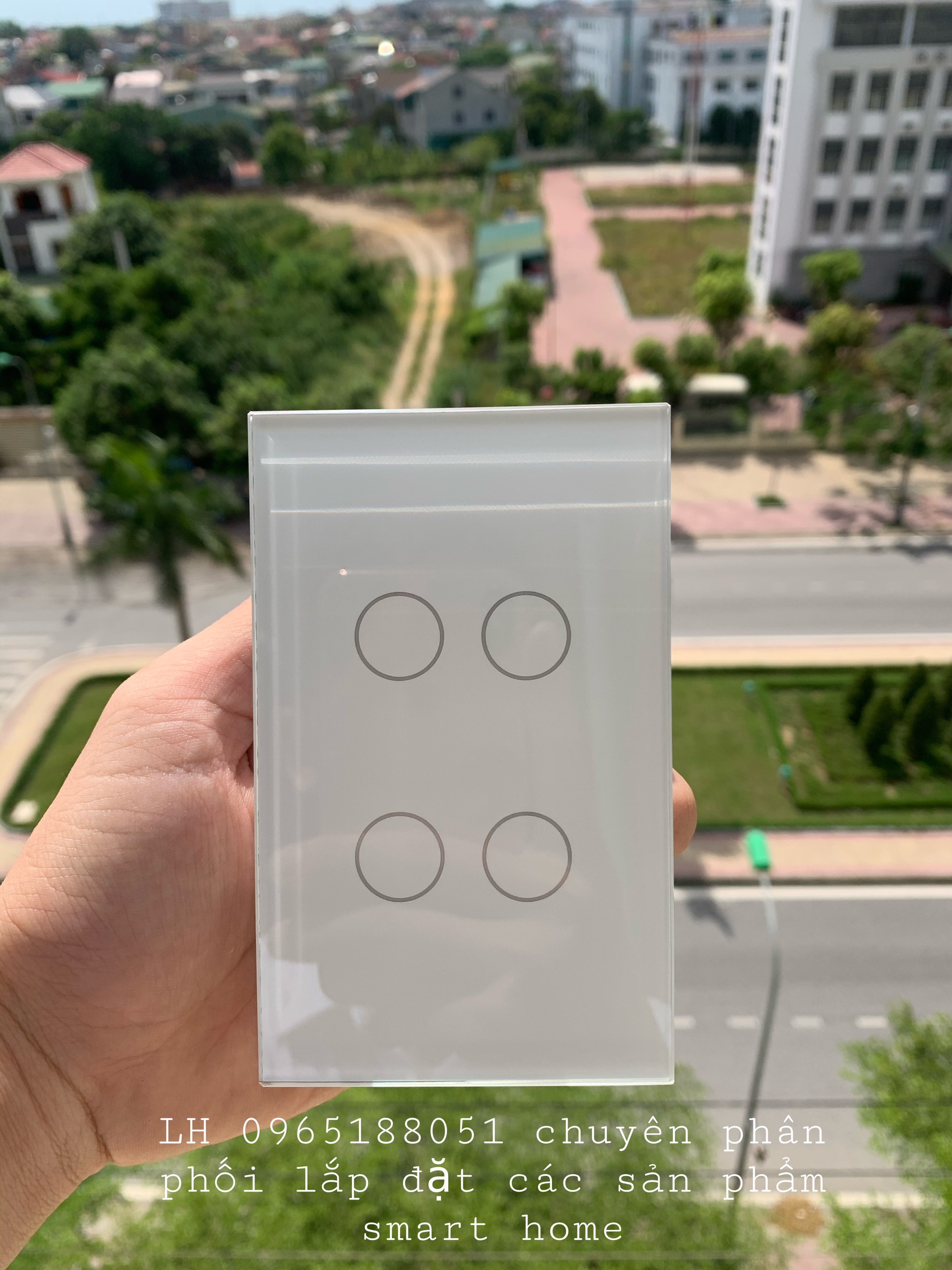 Công tắc thông minh tuya wifi 4 nút đen,trắng phiên bản hổ trợ tiếng việt 2021