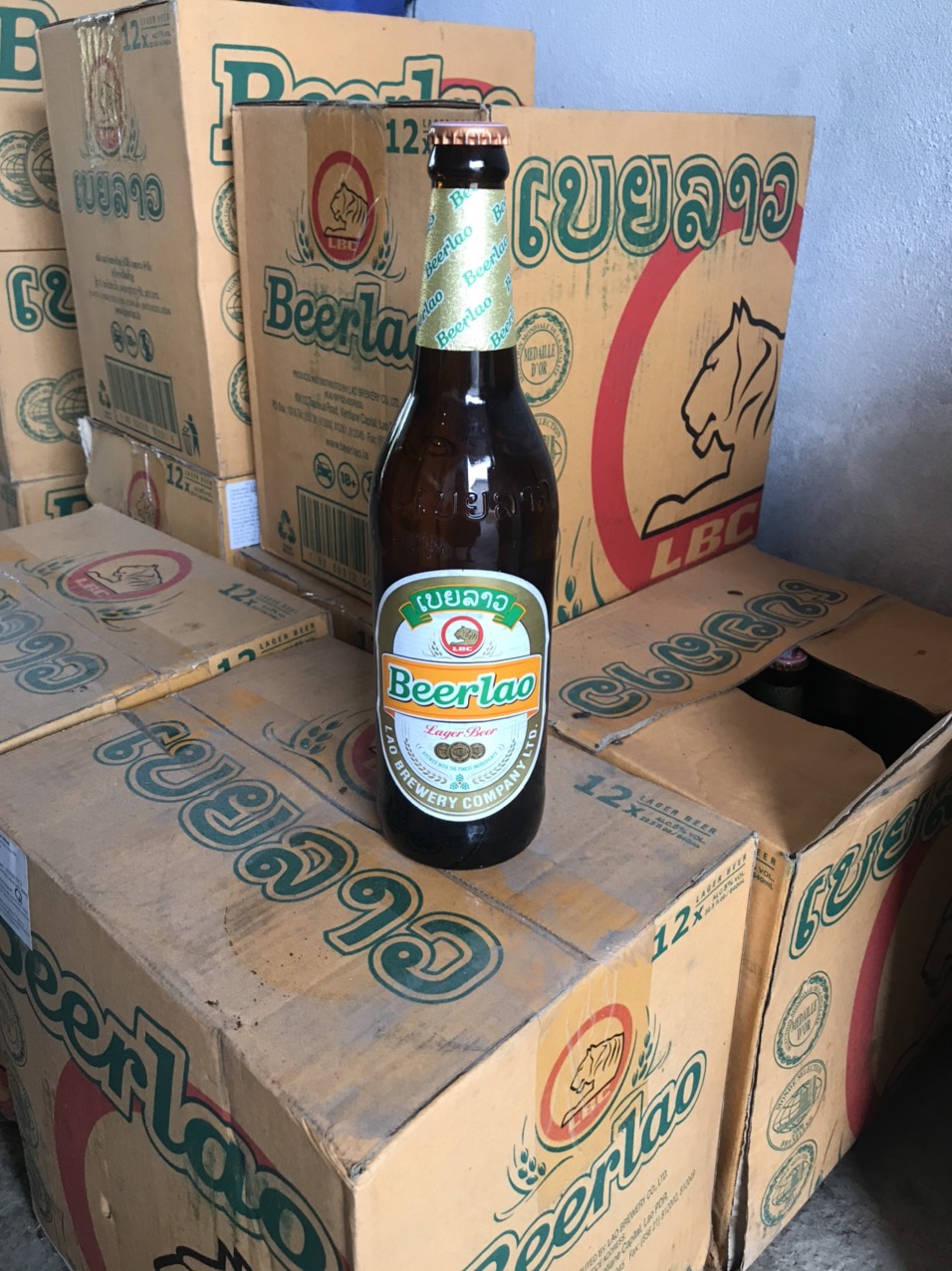 1 thùng bia lào 640ml
