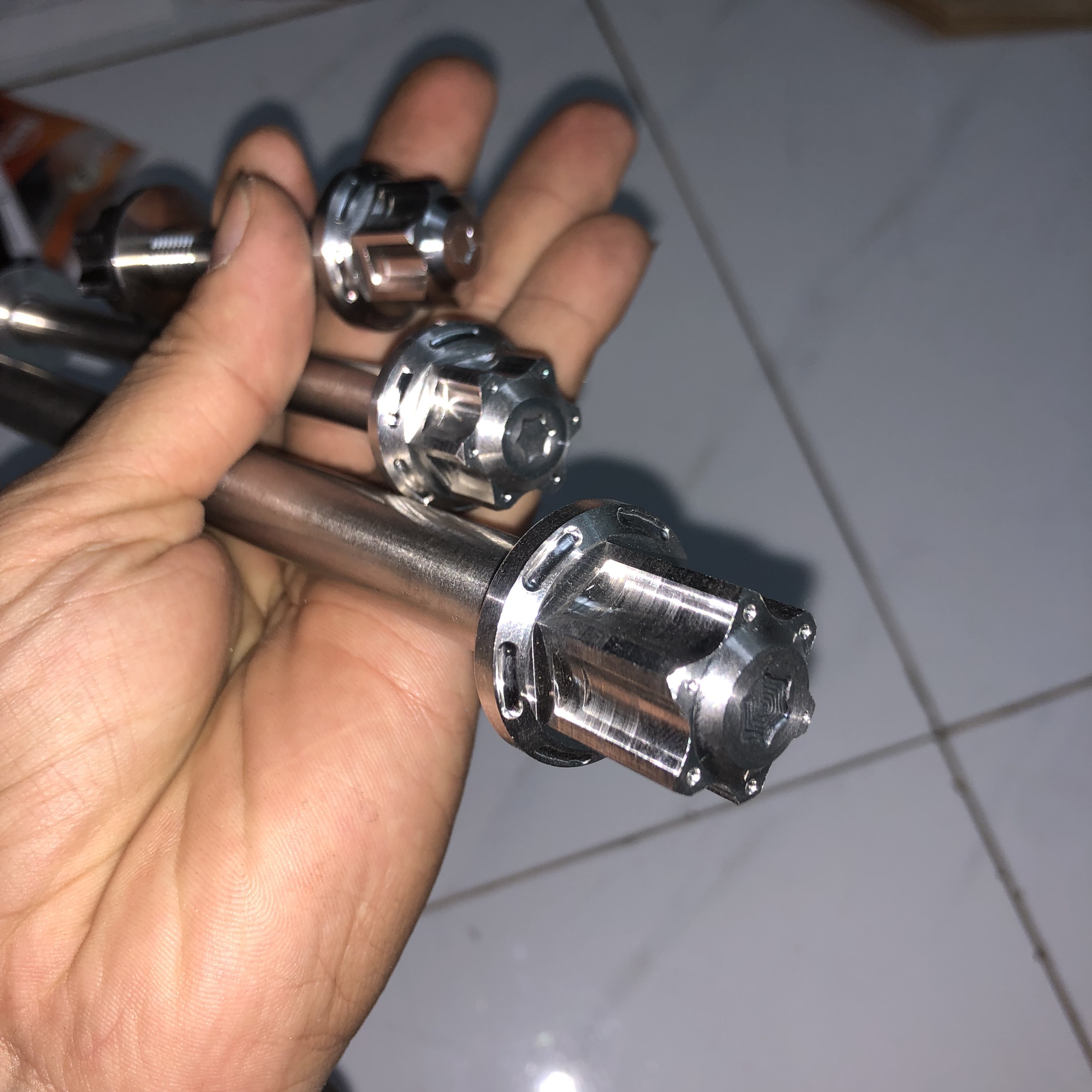 Full cốt tán inox mẫu salaza bít đầu trước sau và cốt phuộc giữa cho các dòng xe Honda - Yamaha - Suzuky