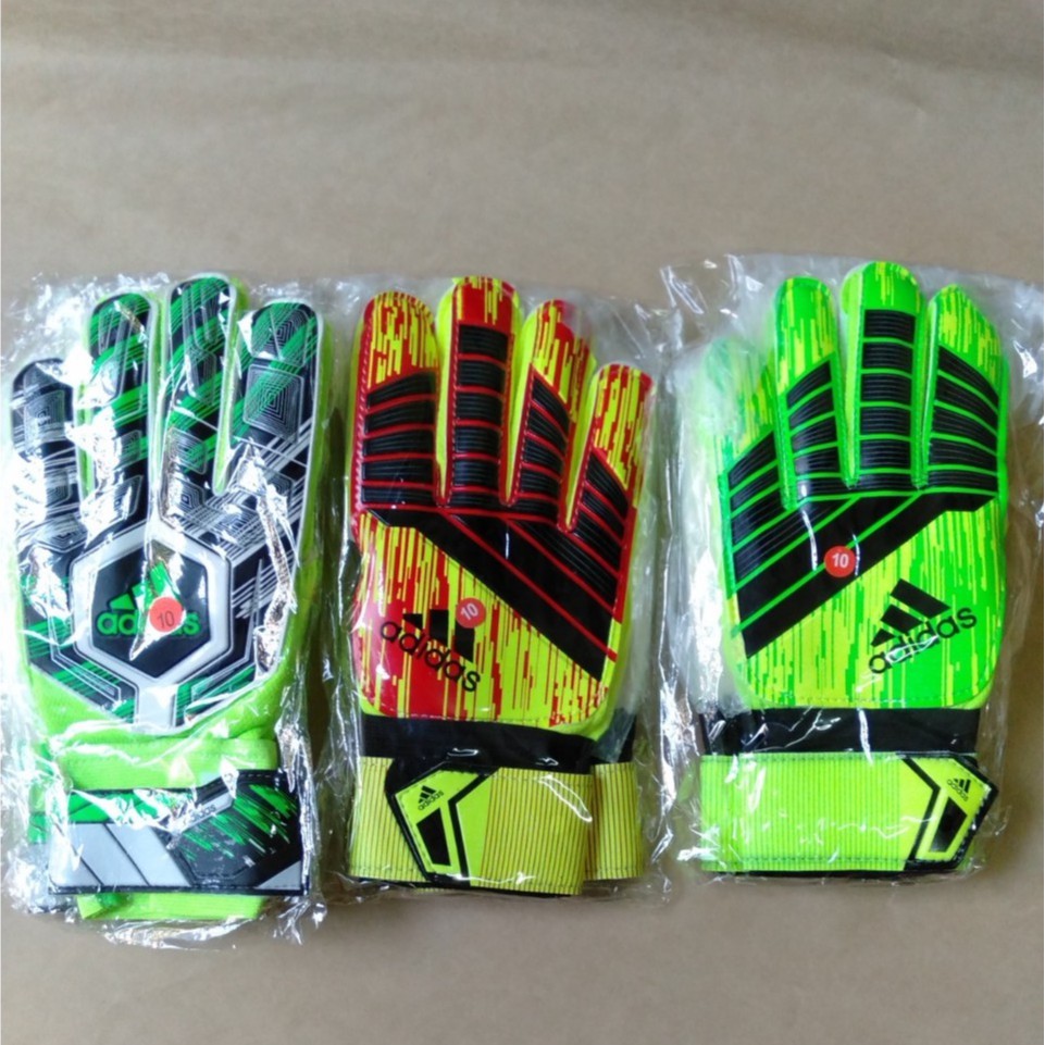 Găng tay thủ môn cao cấp có size cho trẻ em và người lớn (có xương trợ ngón) chất liệu cao cấp chất lượng đảm bảo đường may vô cùng tỉ mỉ chắc chắn