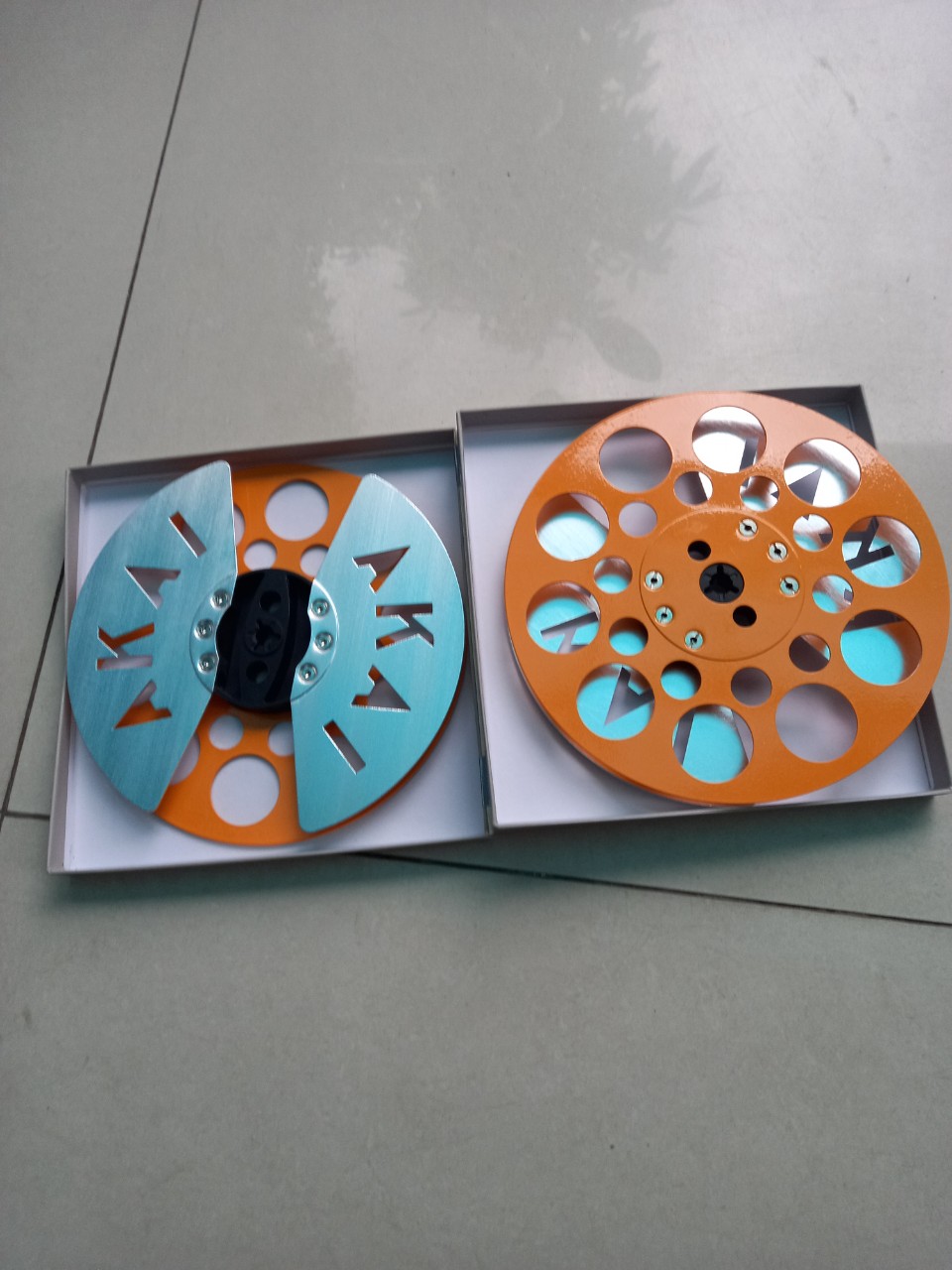 Rell băng cối hiệu AKAI cổ xưa
