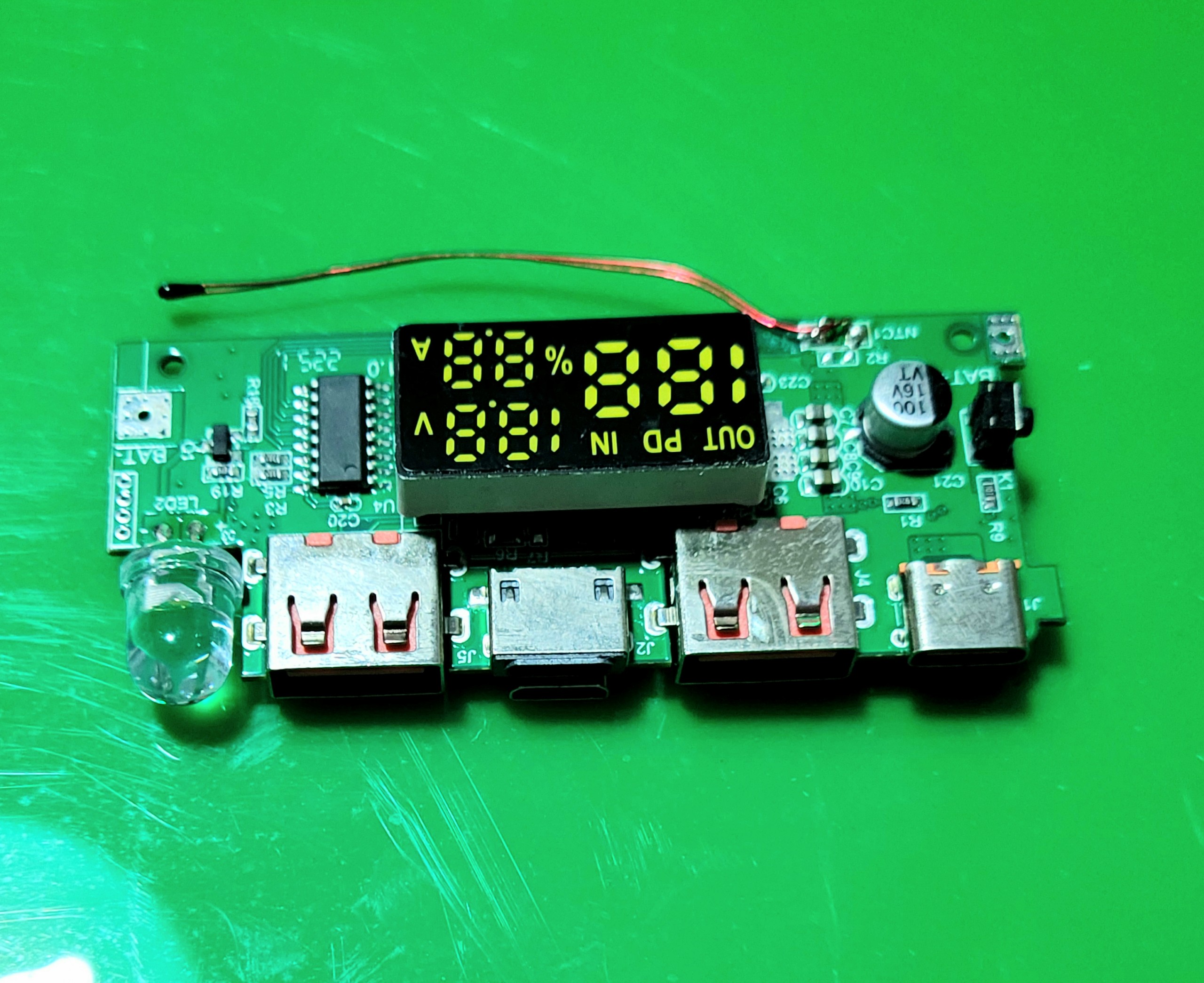 Mạch sạc nhanh hiển thị dòng điện 22.5w có 2 cổng qc 3.0 và 1 cổng pd chip ip5356 diy box sạc dự phòng