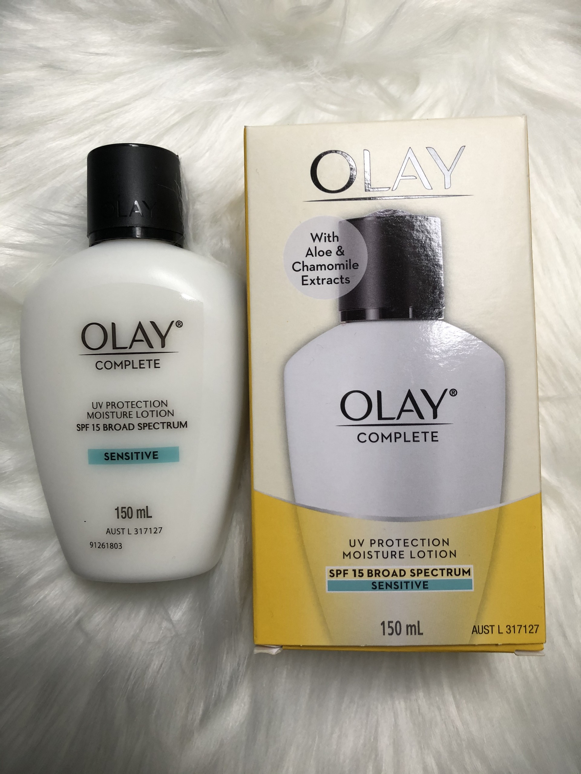 Kem dưỡng ẩm Chống Nắng Olay Complete Spf 15+ Sensitive Skin Lotion 150ml. hàng xách tay ÚC