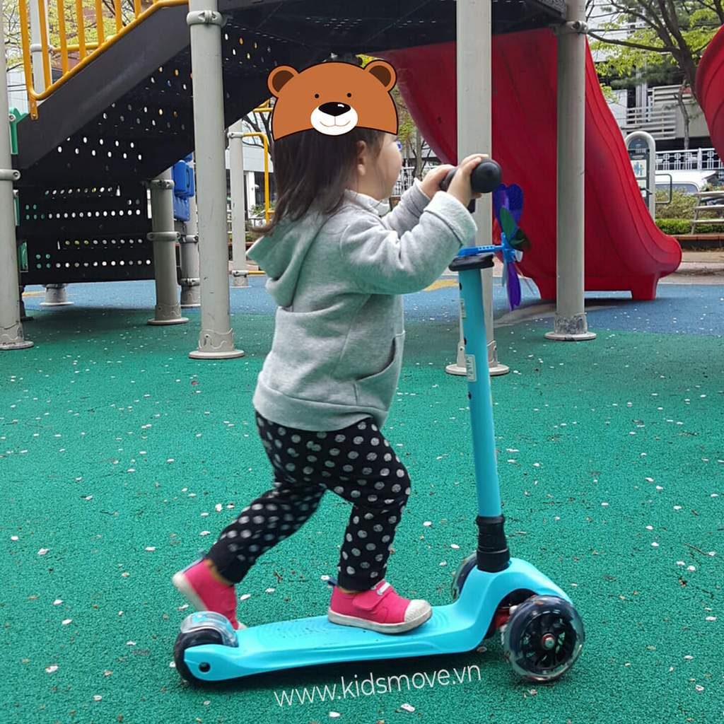 [HCM]Xe trượt scooter cho bé xe trượt trẻ em giá rẻxe trượt scooter 3 bánh tphcm - an toàn cả bé trai và gái bánh xe phát sáng vĩnh cửu rèn luyện vận động cho bé một sức khỏe tốt ( cho bé từ 2-10 tuổi)