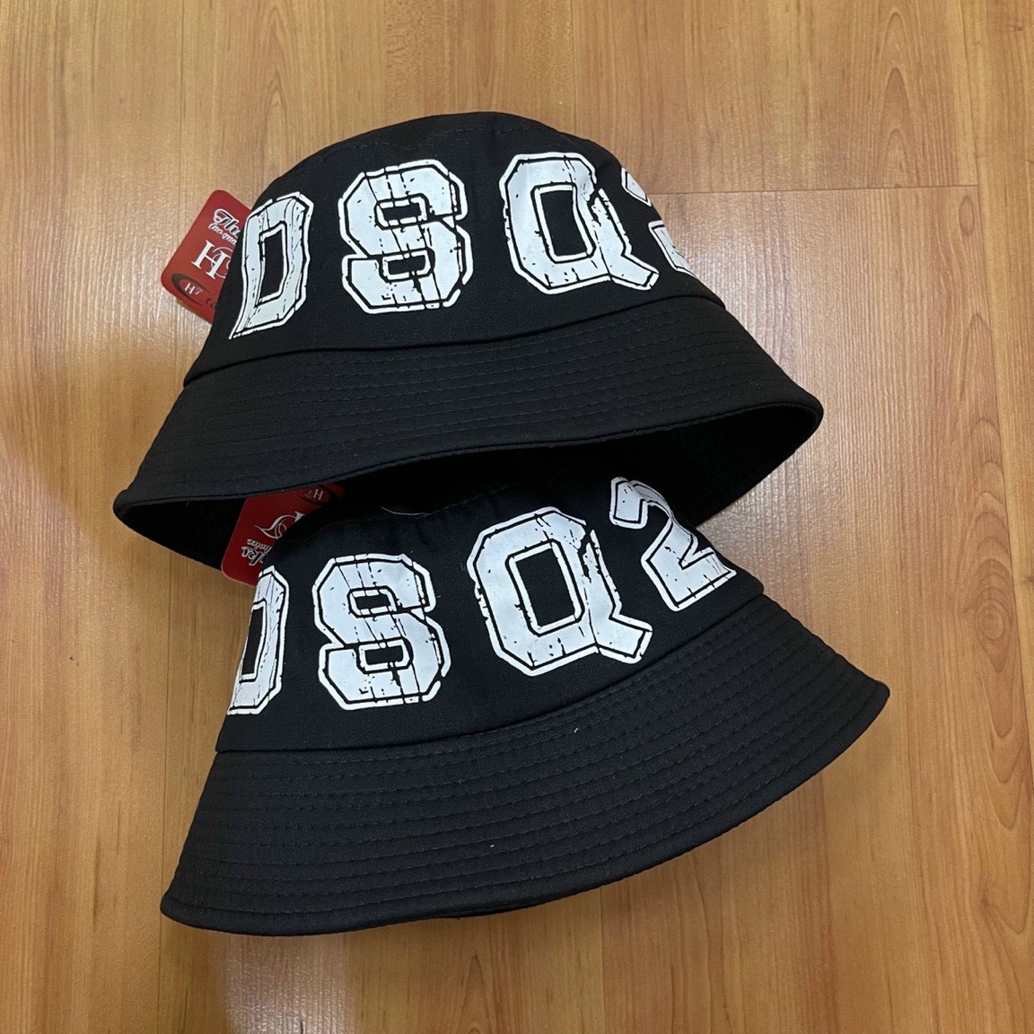 (HOT 2022) Mũ DSQ2 D2 màu đen -Vải kaki in chữ cao cấp, phong cách sành điệu, trẻ trung form unisex