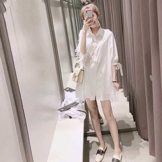Áo sơ mi giả váy suông dài giấu quần tay lỡ phồng thắt nơ Trắng