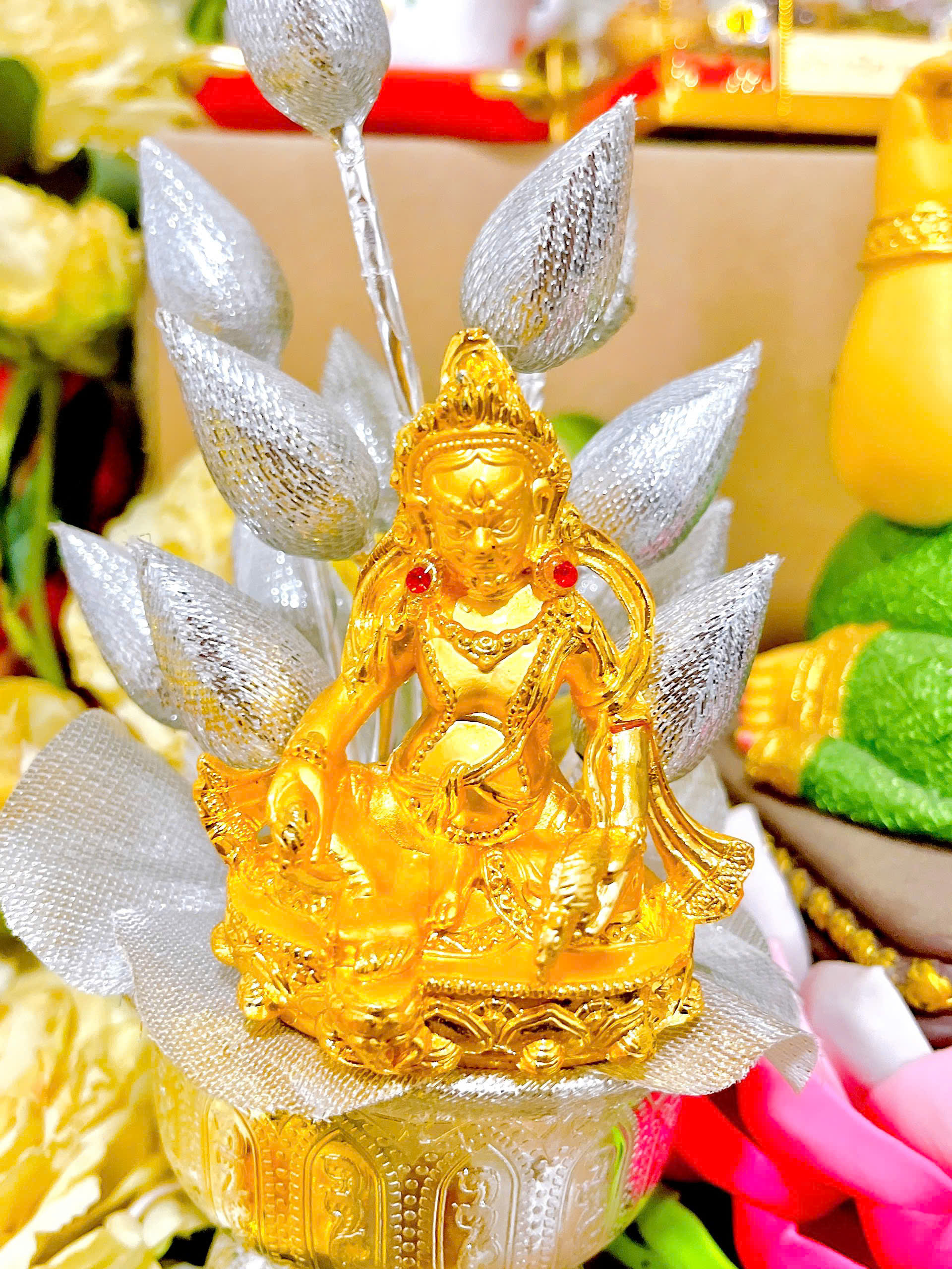 Tượng Hoàng Thần Tài