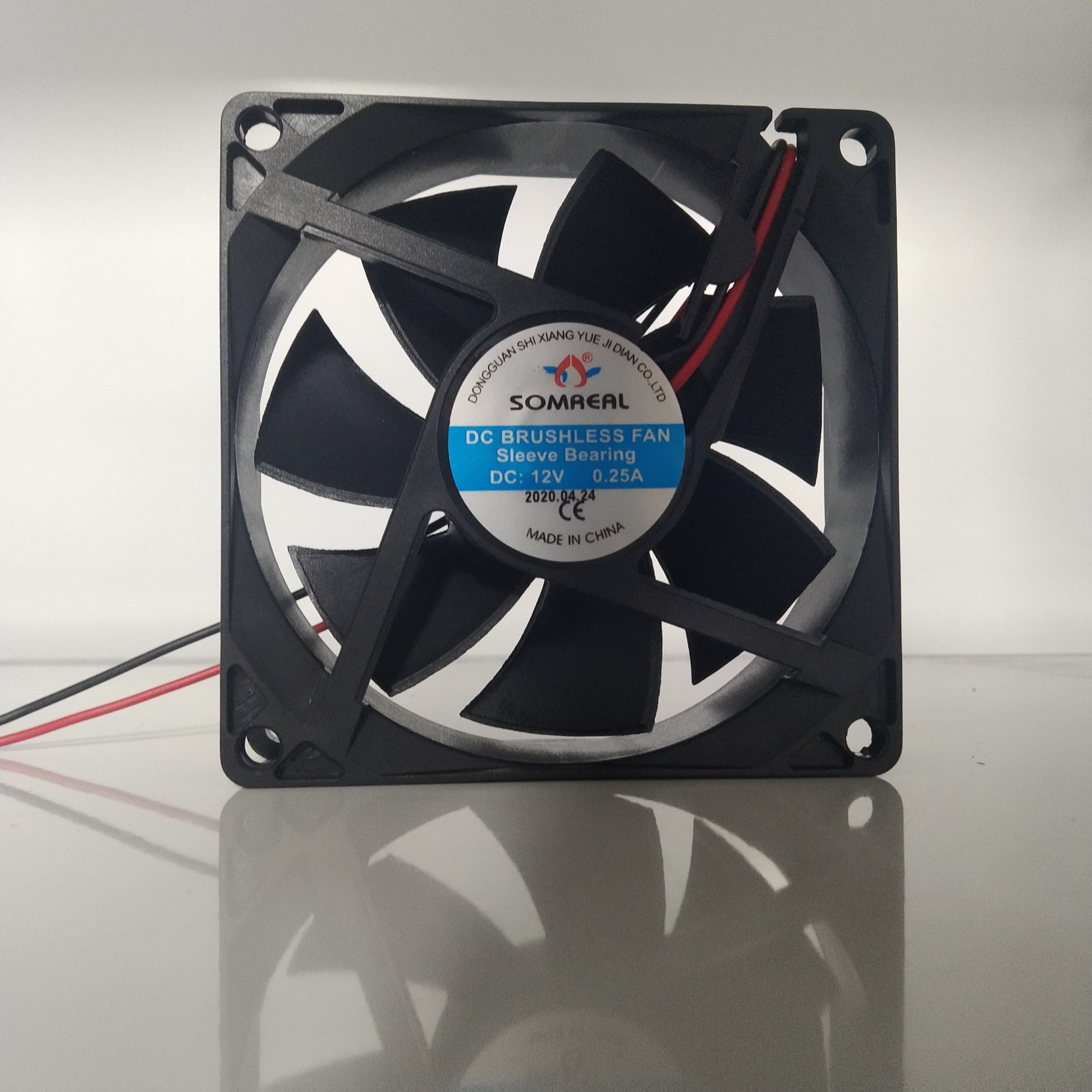 Quạt tản nhiệt 82.5cm 12v 0.25a