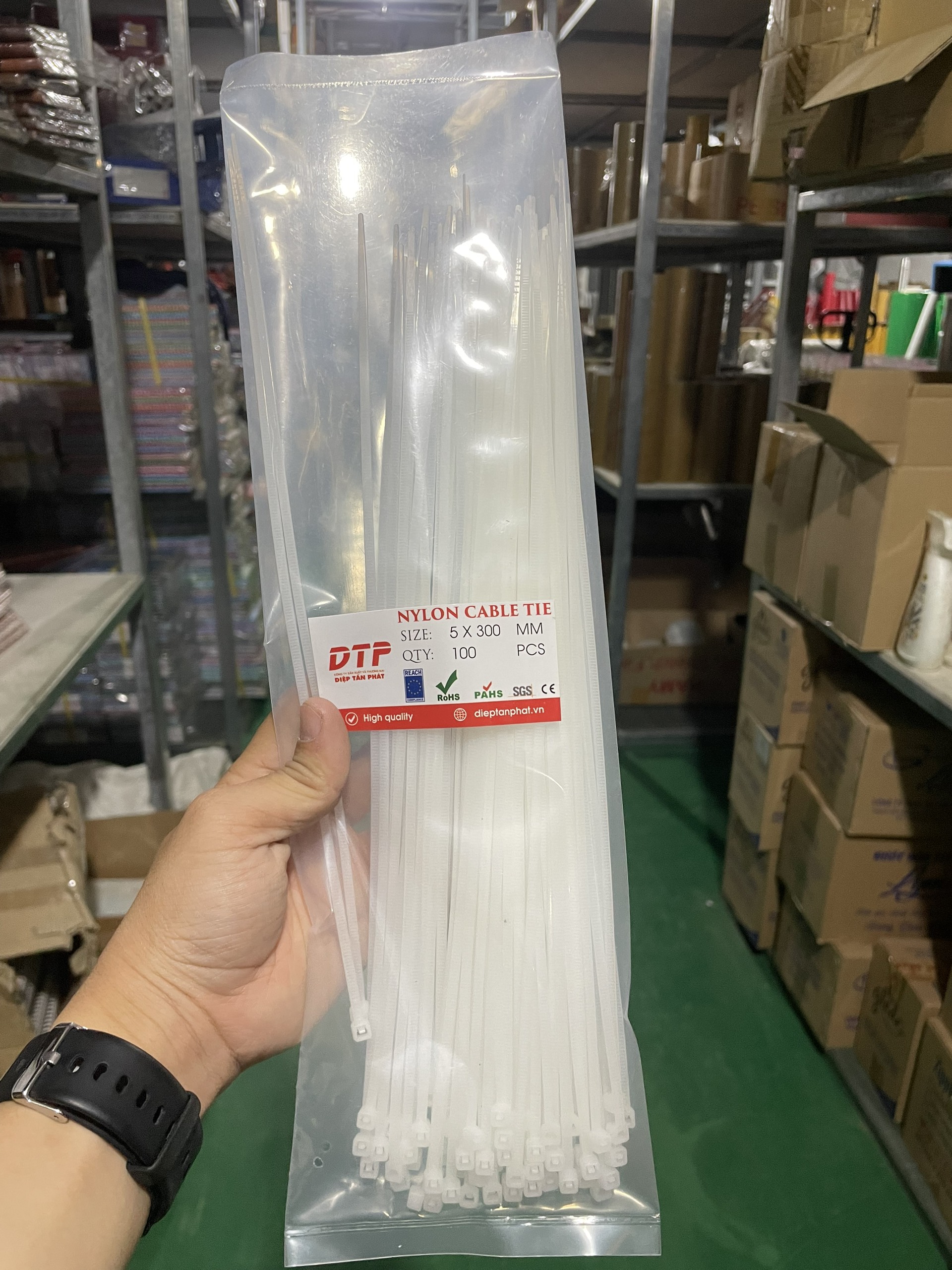 Dây rút nhựa 30 cm màu trắng