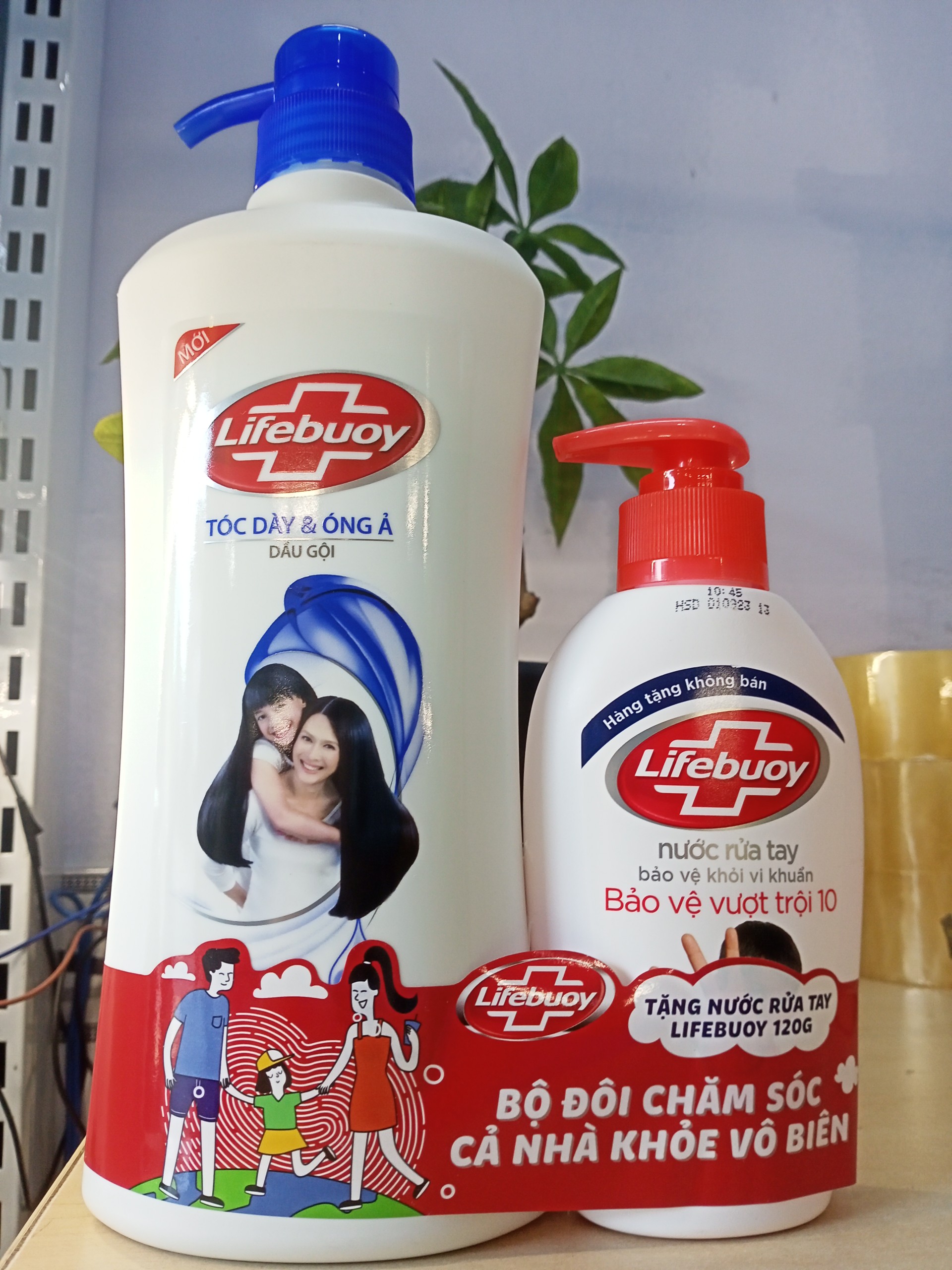 Dầu gội Lifebuoy tóc dày & óng ả 640g tặng nước rửa tay Lifebuoy 120g