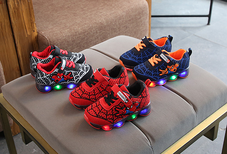 [MỚI] Giày thể thao trẻ em từ 1 - 12 tuổi, giày phát sáng người nhện cho bé trai bé gái