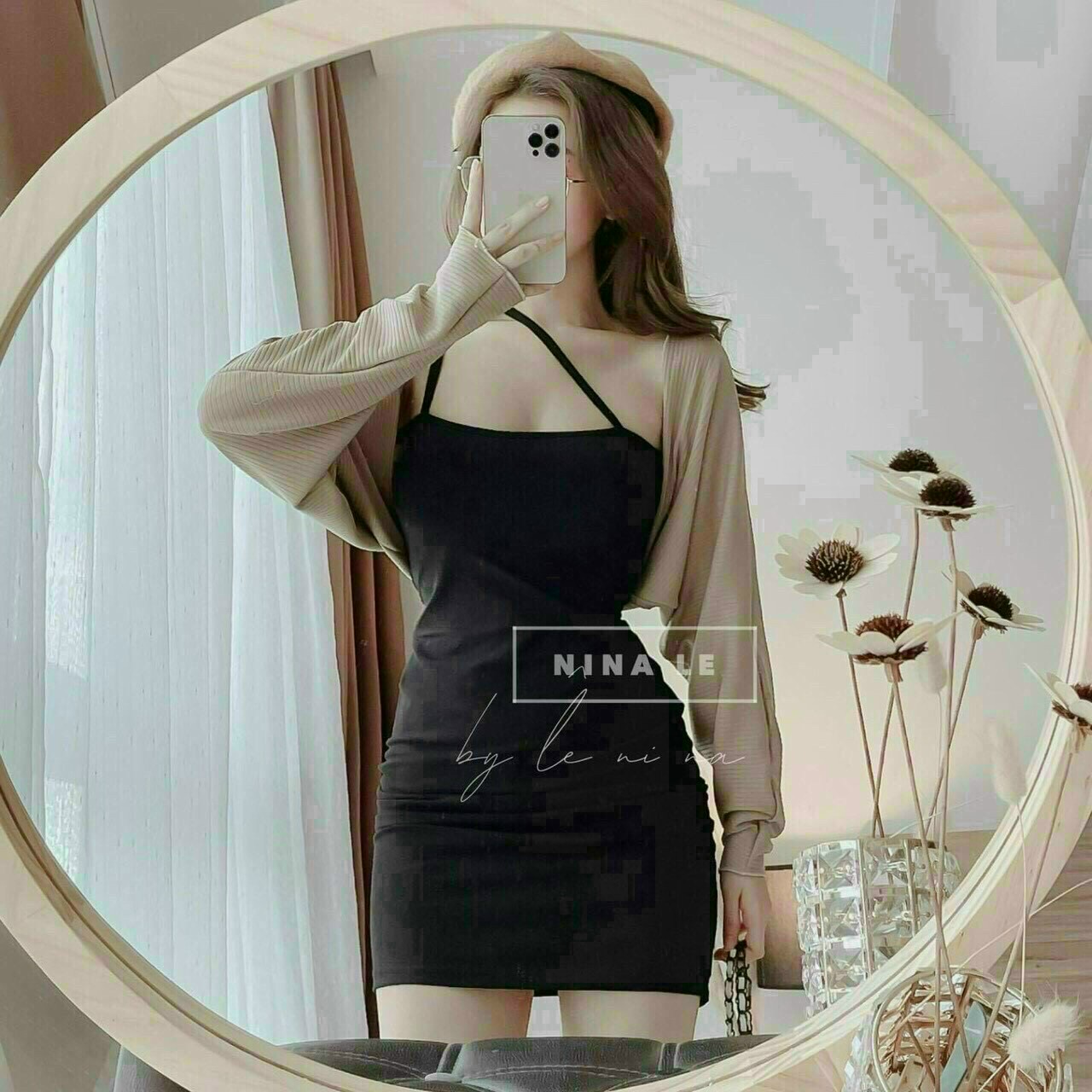 Sét váy body hai dây chéo cổ kèm áo khoác dài tay siêu xinh