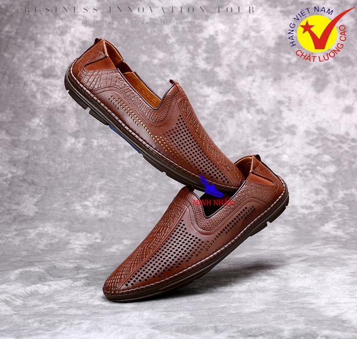 Minh Nhân - Giày lười giày mọi nam Slipon da bò cao cấp thời trang hàng hiệu giá rẻ đục lỗ đẹp thoáng khí Giày mùa hè nam H-5 màu nâu