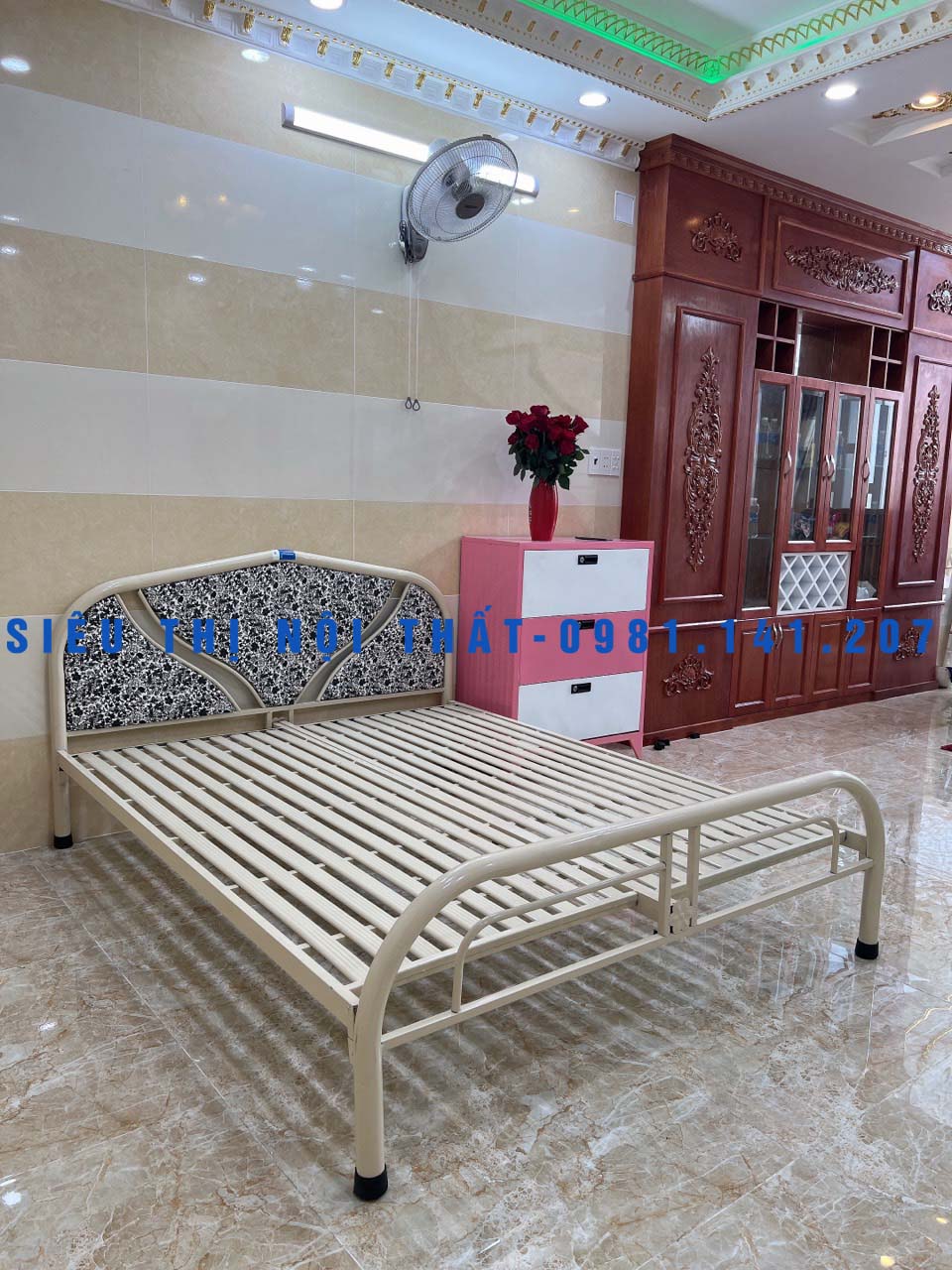 Giường sắt kiểu tròn kích thước 1m8 x 2m - Miễn phí vận chuyển lắp đặt HCM