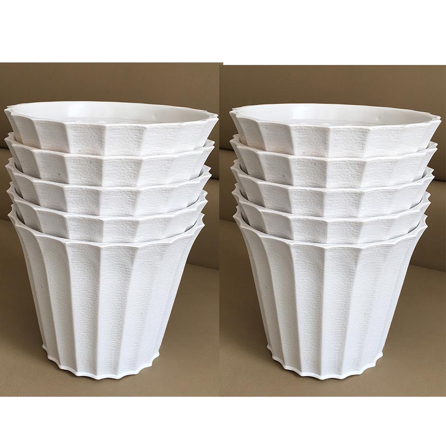 [HCM]Bộ 10 chậu trồng hoa khía nhựa màu trắng đẹp size 18x15cm Phù hợp các loại cây rau hoa kiểng trang trí văn phòng phòng khách vườn nhà…