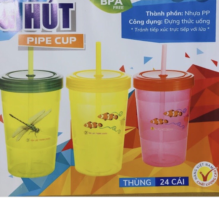 Ly nhựa có ống hút hàng cao cấp
