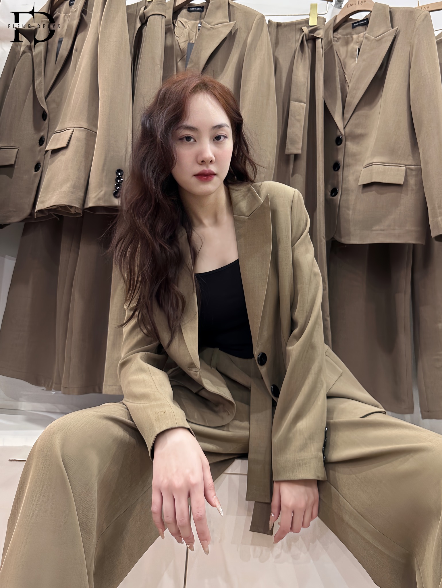 Set áo blazer & quần suông kèm đai delys dlbo40