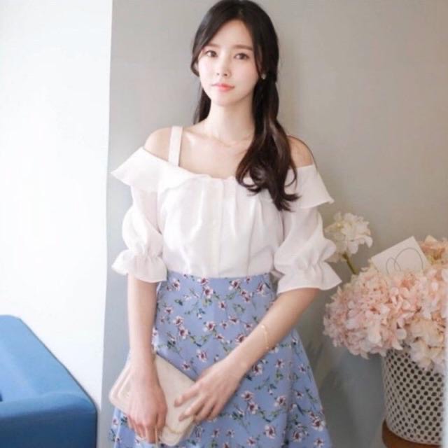 [HCM]Áo Kiểu Nữ Trễ Vai 2 Màu Xinh Đẹp