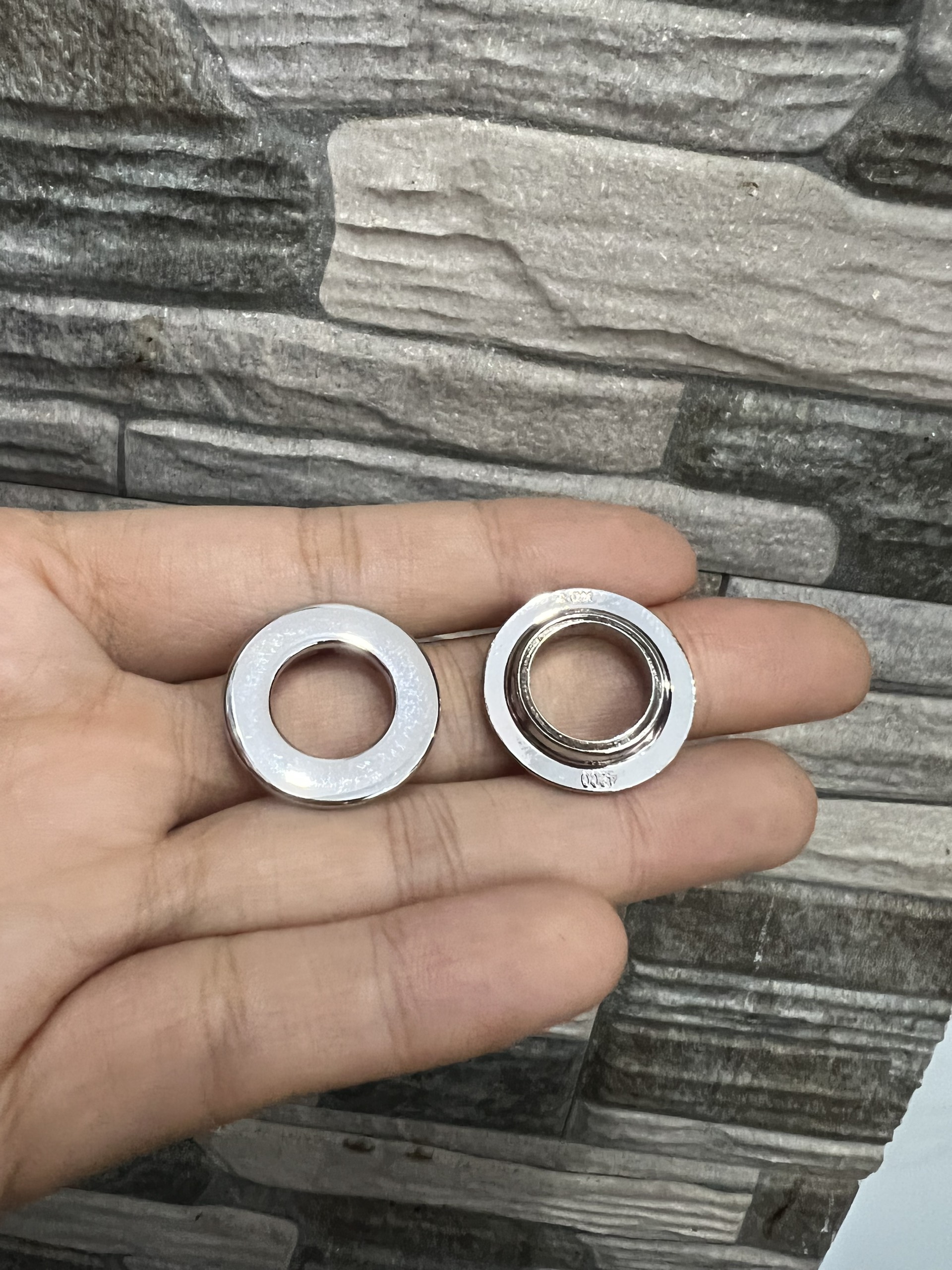 Ore tán bạc 1.2cm 10k/ cái