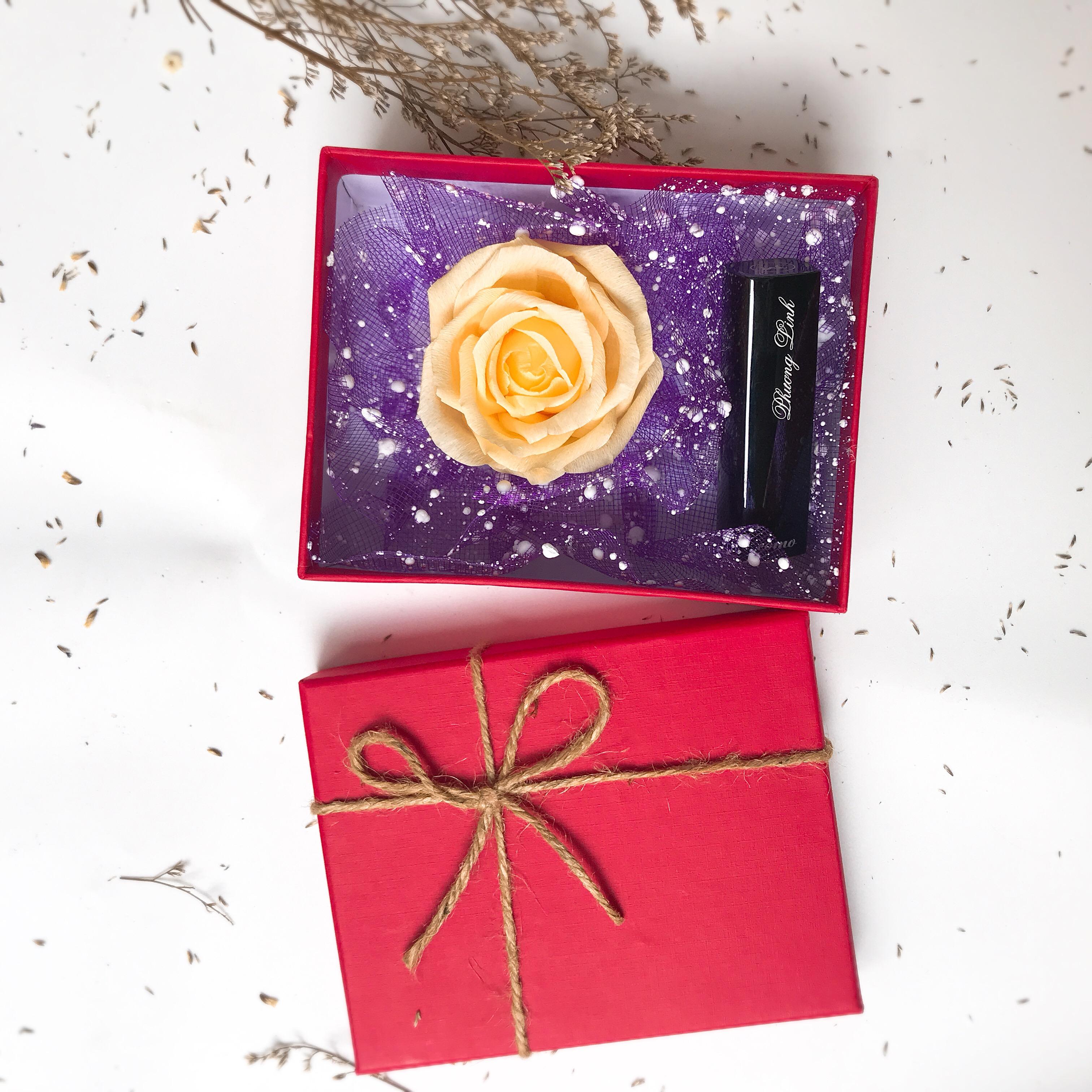 HỘP QUÀ TẶNG SON MÔI KHẮC TÊN THEO YÊU CẦU - QUÀ TẶNG TÌNH YÊU - QUÀ SINH NHẬT Ý NGHĨA