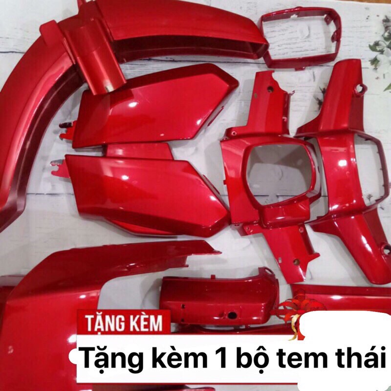 Dàn áo xe Dream mà đỏ tươi nhựa trắng sơn bóng đẹp