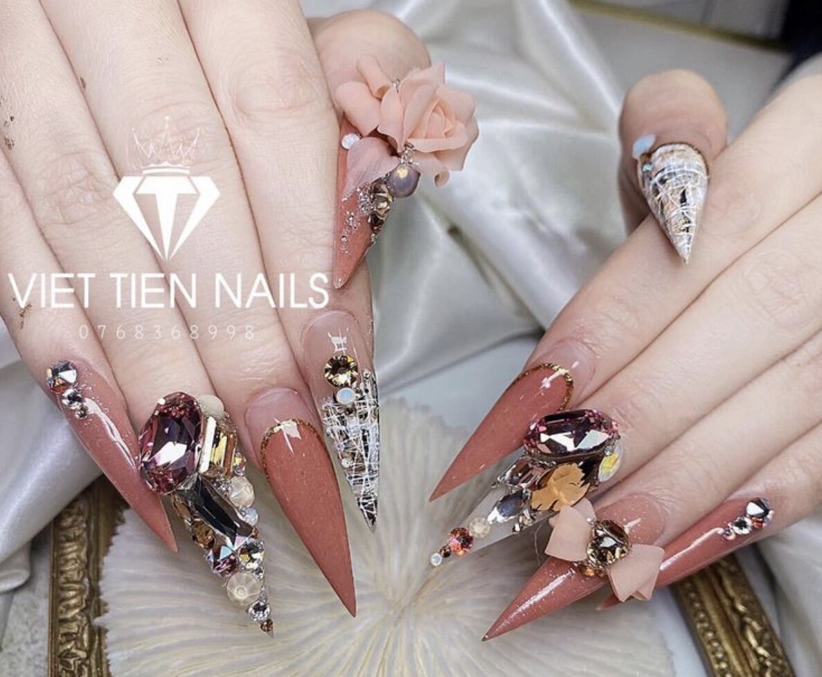 Nail box nhọn thiết kế bộ 24 móng kèm keo dũa móng