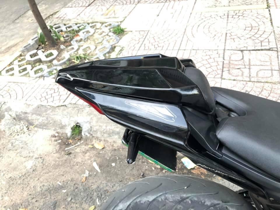Yên sau solo cho yamaha r15 v3 r15v3