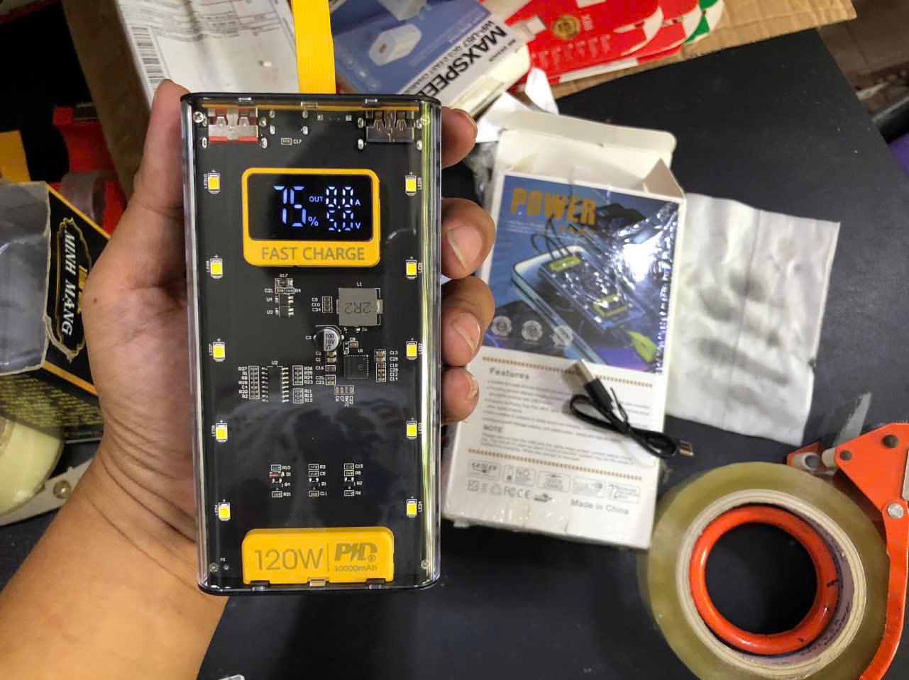  Sạc Dự Phòng 30000mAh 120W Dung Lượng Lớn Tích Hợp 4 Cổng Sạc Có Màn Hình LED 