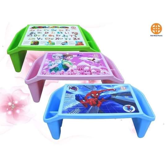 Bàn học nhựa Việt Nhật cho bé
