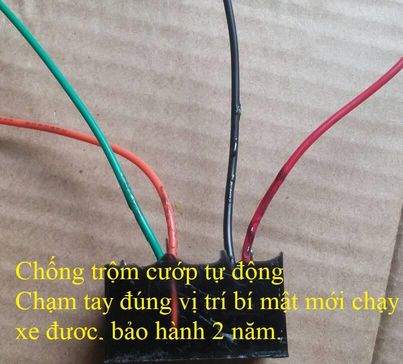 Chống trộm cướp xe máy cảm ứng chạm tay vị trí bí mật, loại không báo động