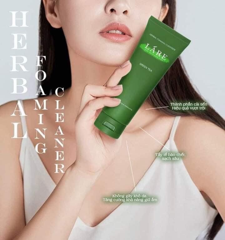 Sữa rửa mặt Lare dạng tuýp tiện lợi 120ml