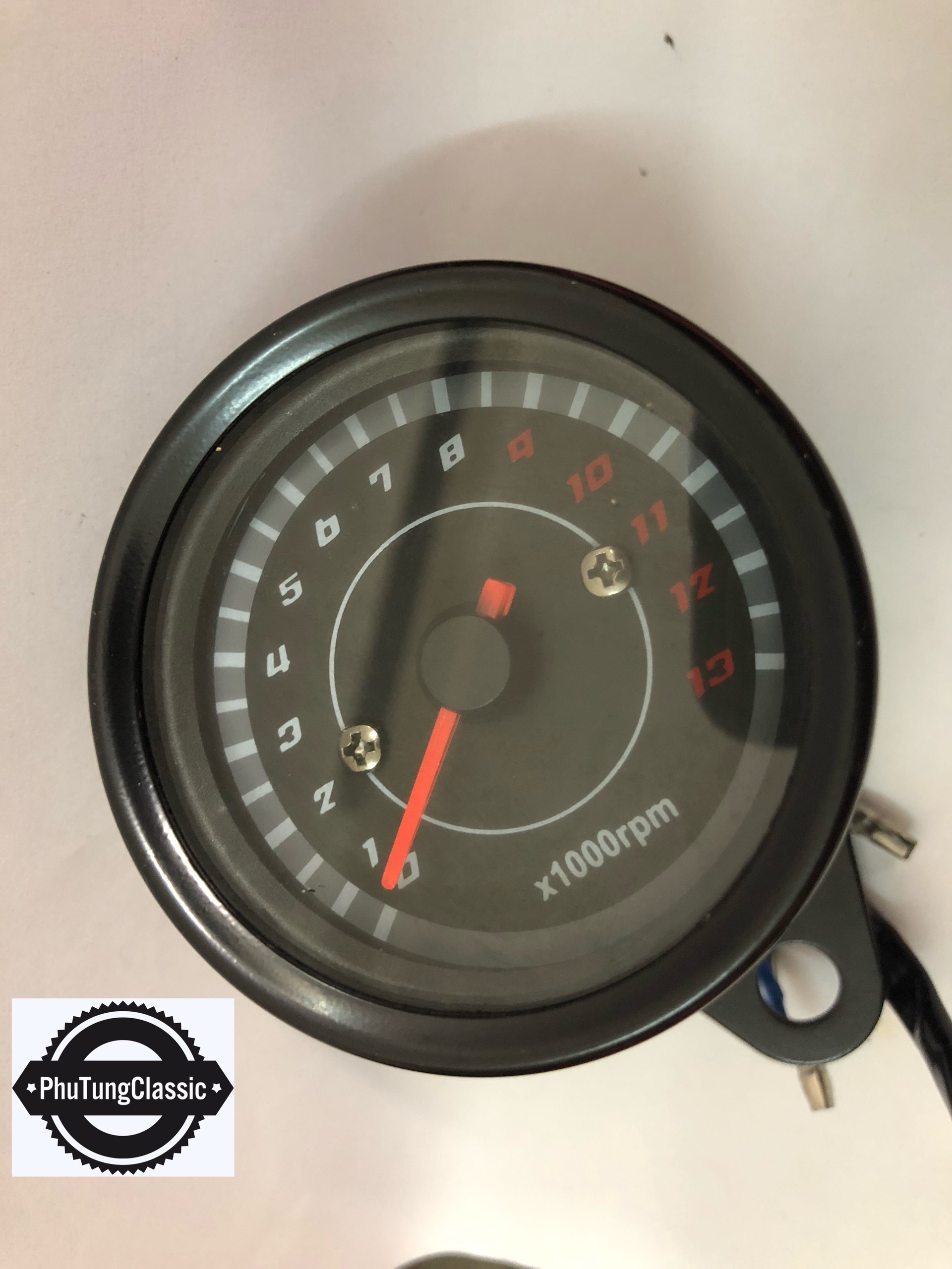 - Đồng hồ độ đo tua máy classic màu đen, độ classic, cafe racer...