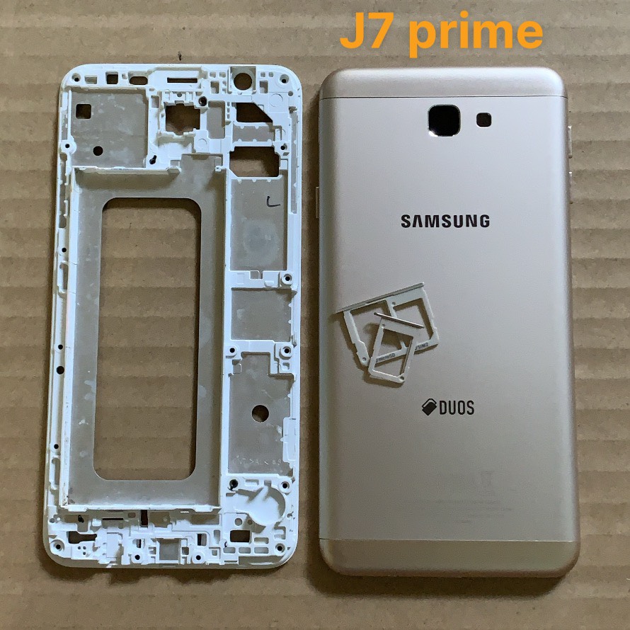 Bộ vỏ /Nắp lưng /sườn máy samsung J7 prime zin