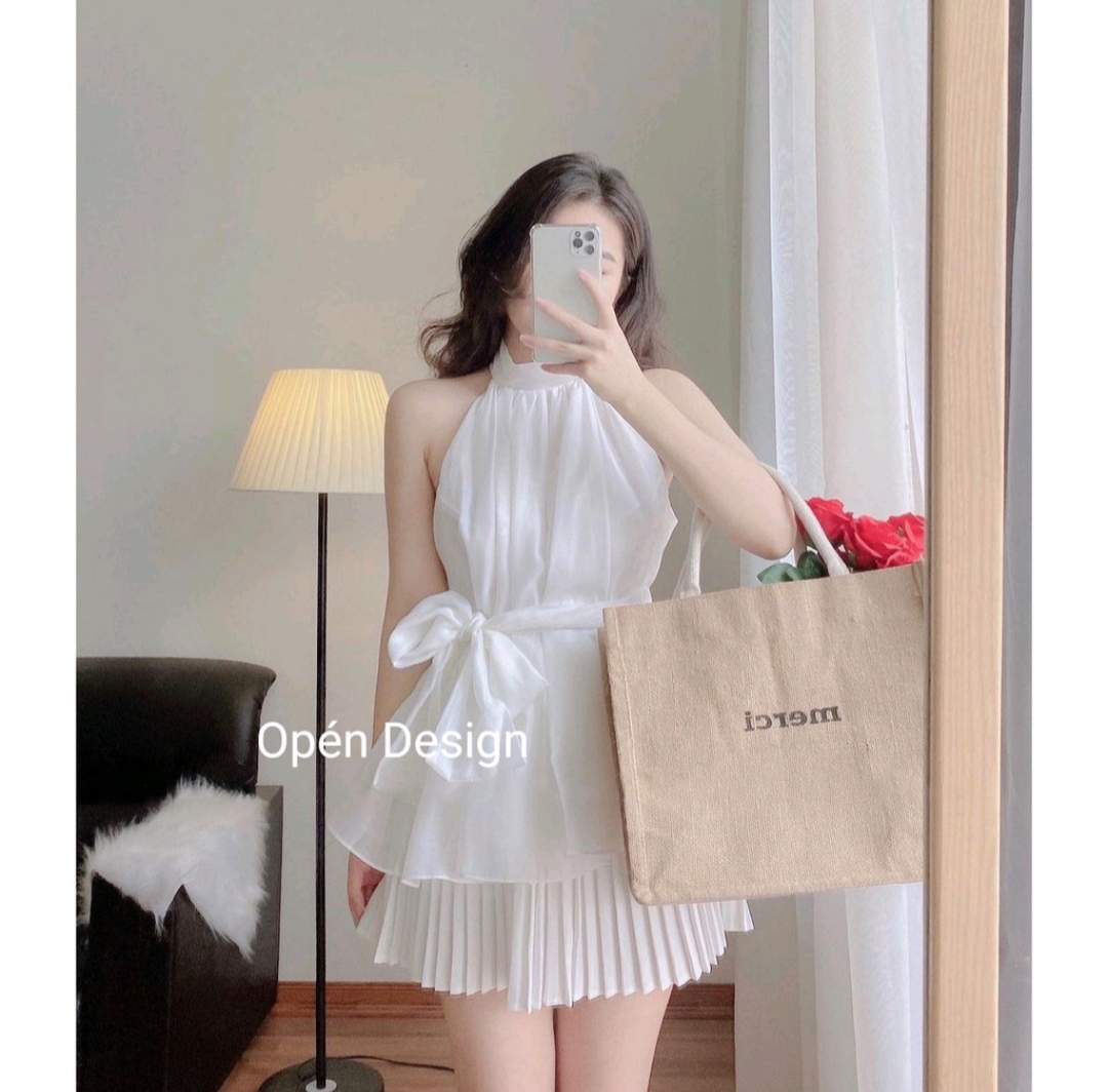 Hàng cao cấp💓freeship 💓yếm chất liệu tơ óng mỹ có dây cột nơ