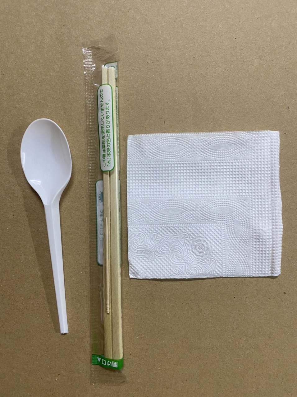 Sét 50 bộ combo- Đũa-Thìa-Giấy-Tăm,đũa opp dùng 1 lần