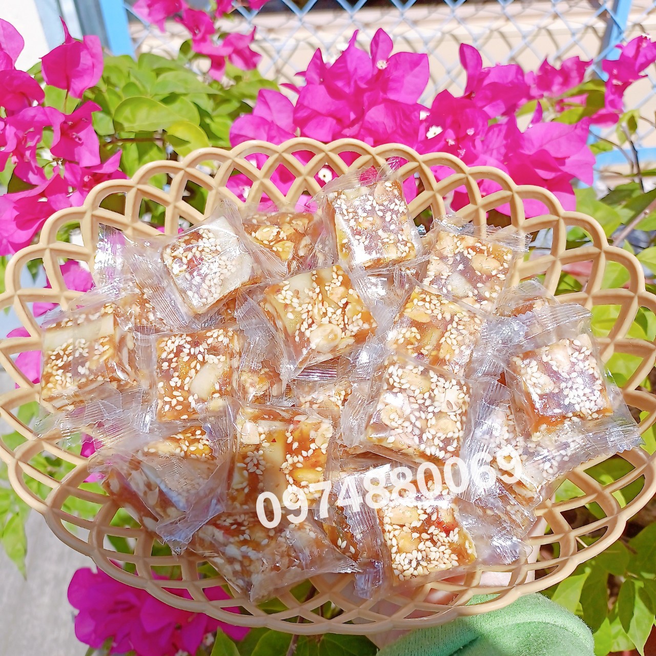 Kẹo khóm Tân Phước mix dừa sợi tắc đậu phộng 1kg (2 túi)- bánh kẹo mứt tết