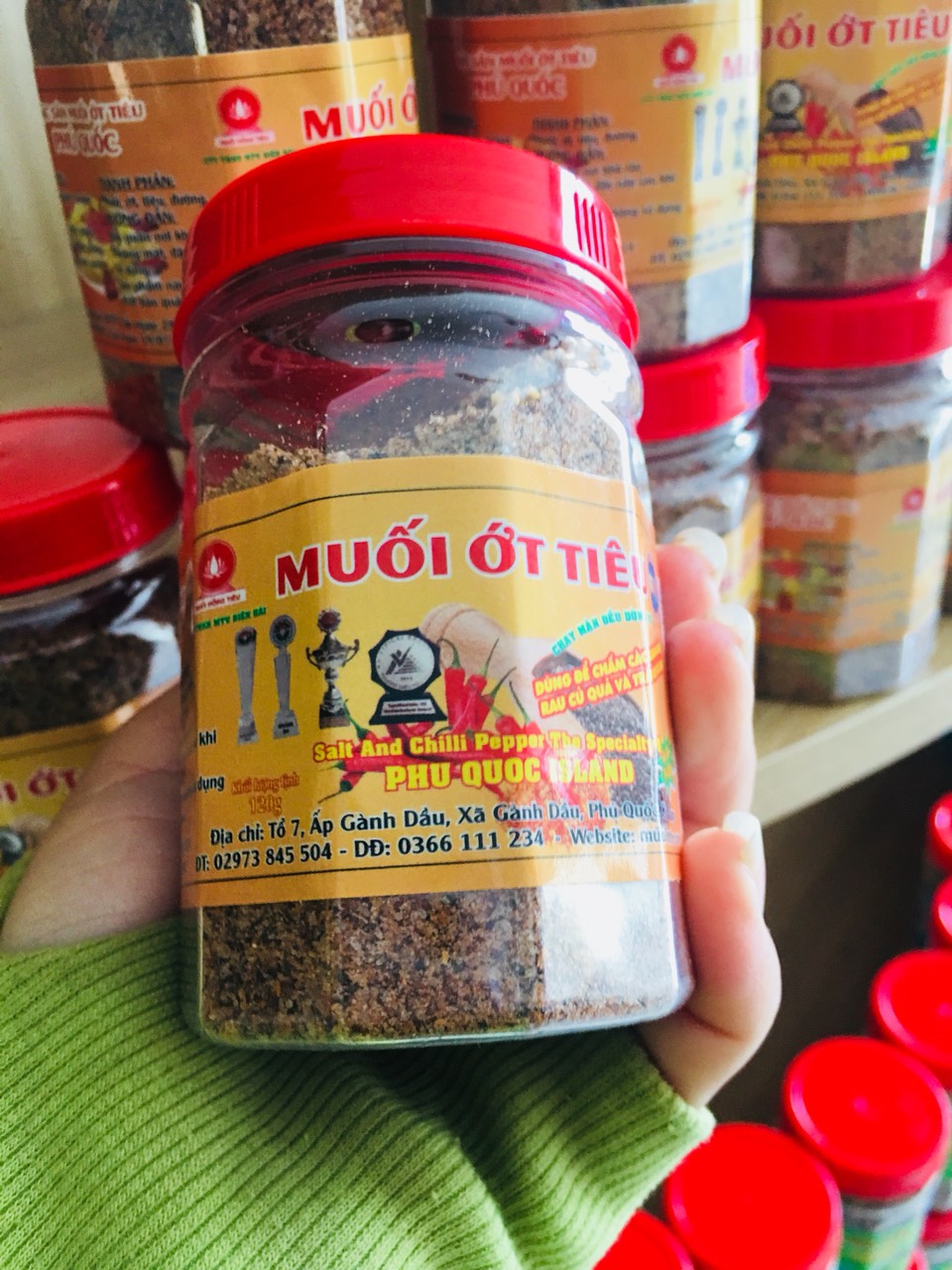 Muối ớt tiêu đặc sản Phú Quốc thương hiệu Sáng Lợi thơm cay nồng