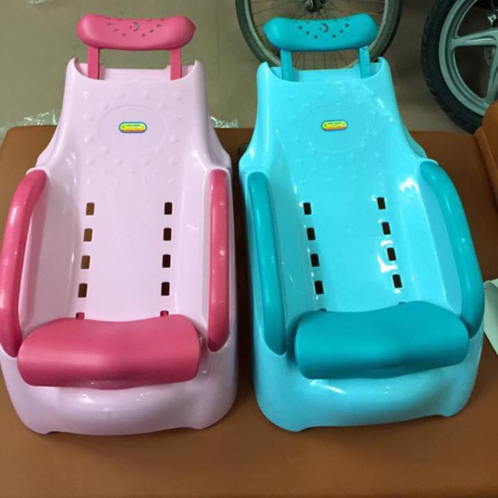 Ghế gội đầu cho bé