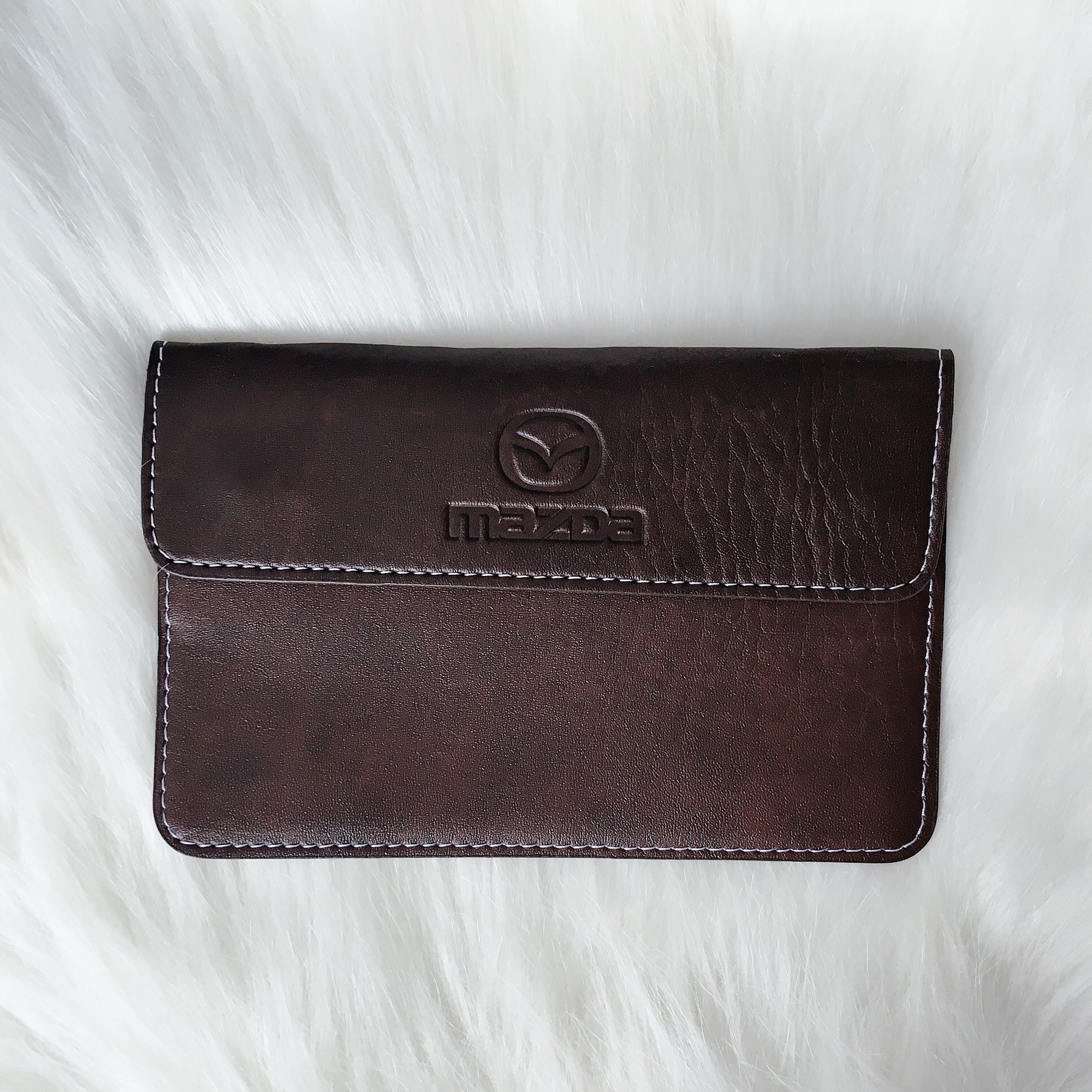 Ví, Bóp đựng giấy tờ đăng kiểm ô tô xe hơi, có đủ logo các dòng xe chất liệu bền đẹp ( Mazda )