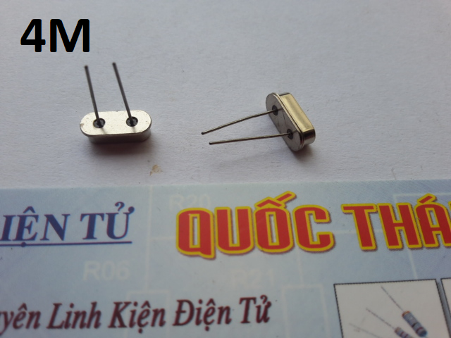 Thạch anh 4mhz 2 chấn