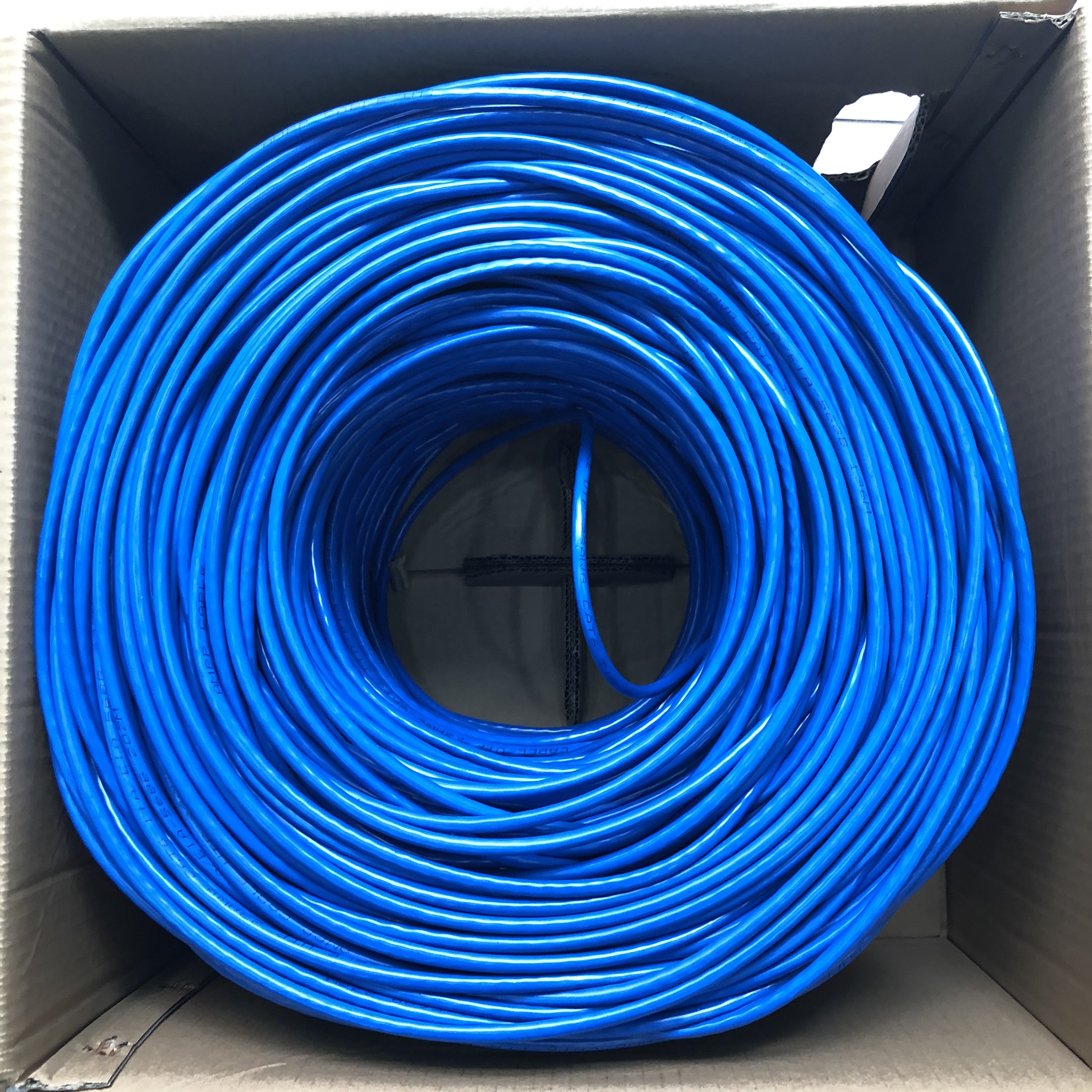 Cáp Mạng Lan AMPP CAT6E-Cuộn 305M-Chất Lượng Cao