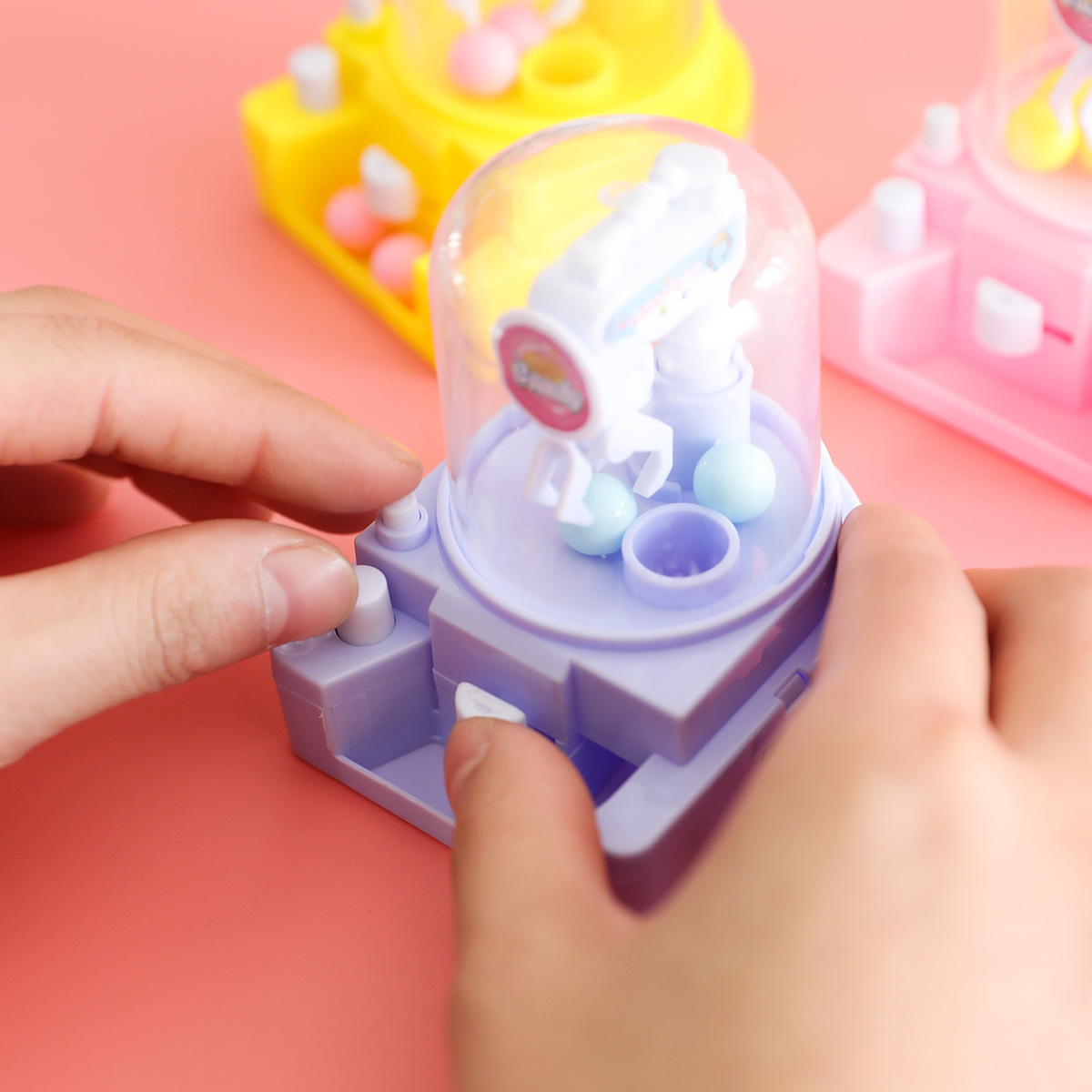 Đồ chơi máy gắp bóng mini cho bé