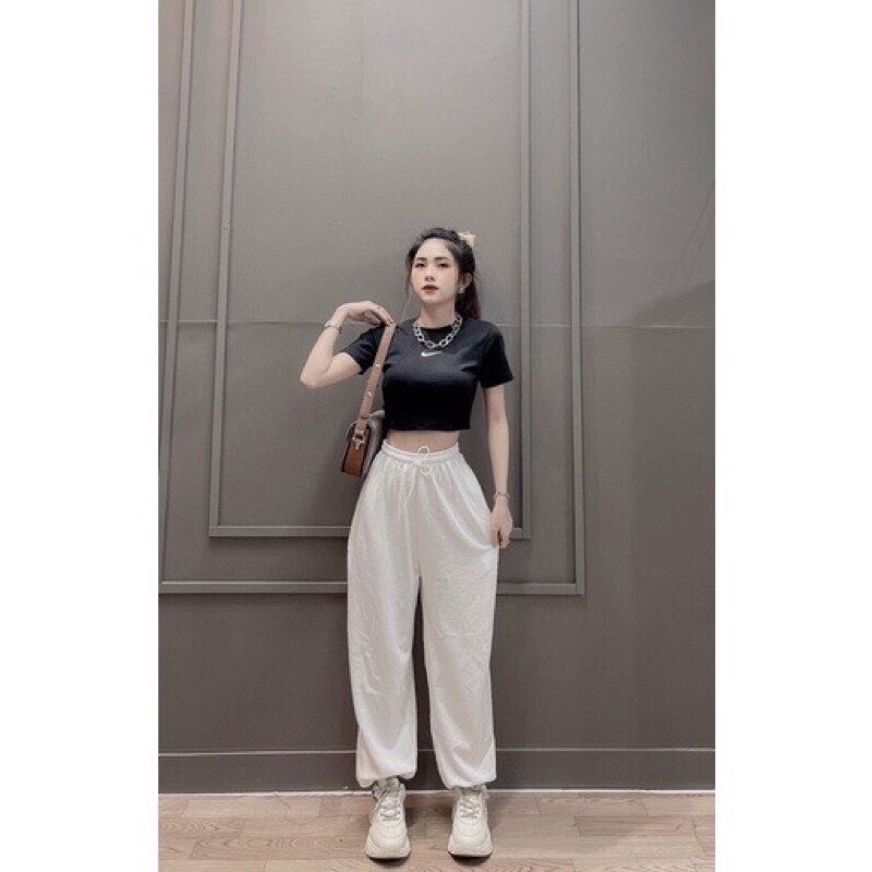 Sét áo croptop dấu tích+quần bom trơn TT12