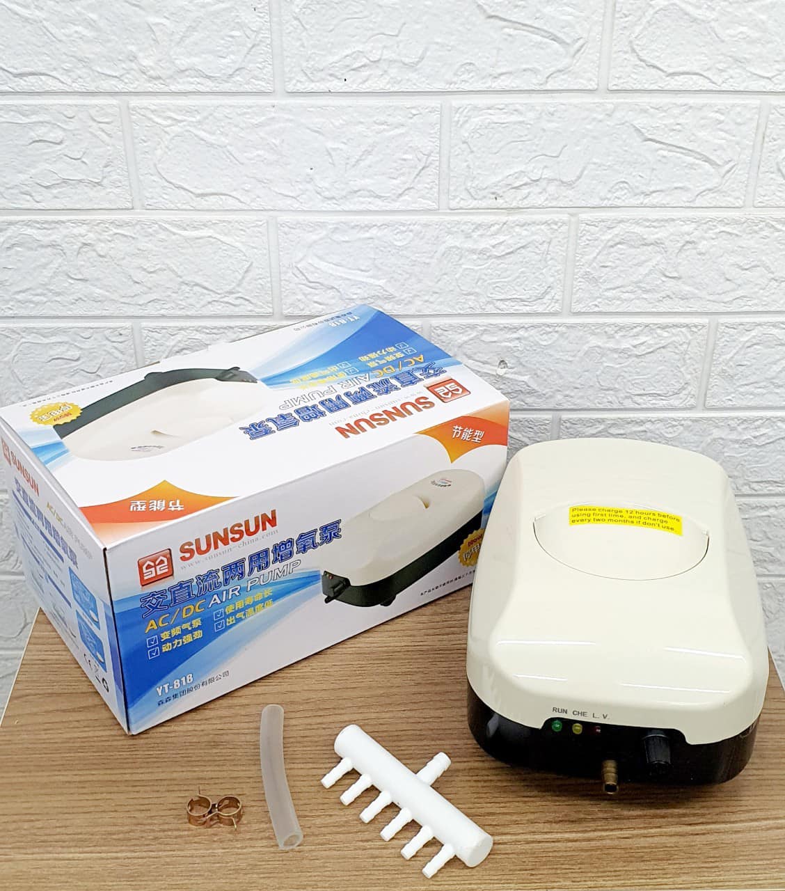Máy sủi oxy tích điện sunsun yt - sủi oxi cho hồ cá koi