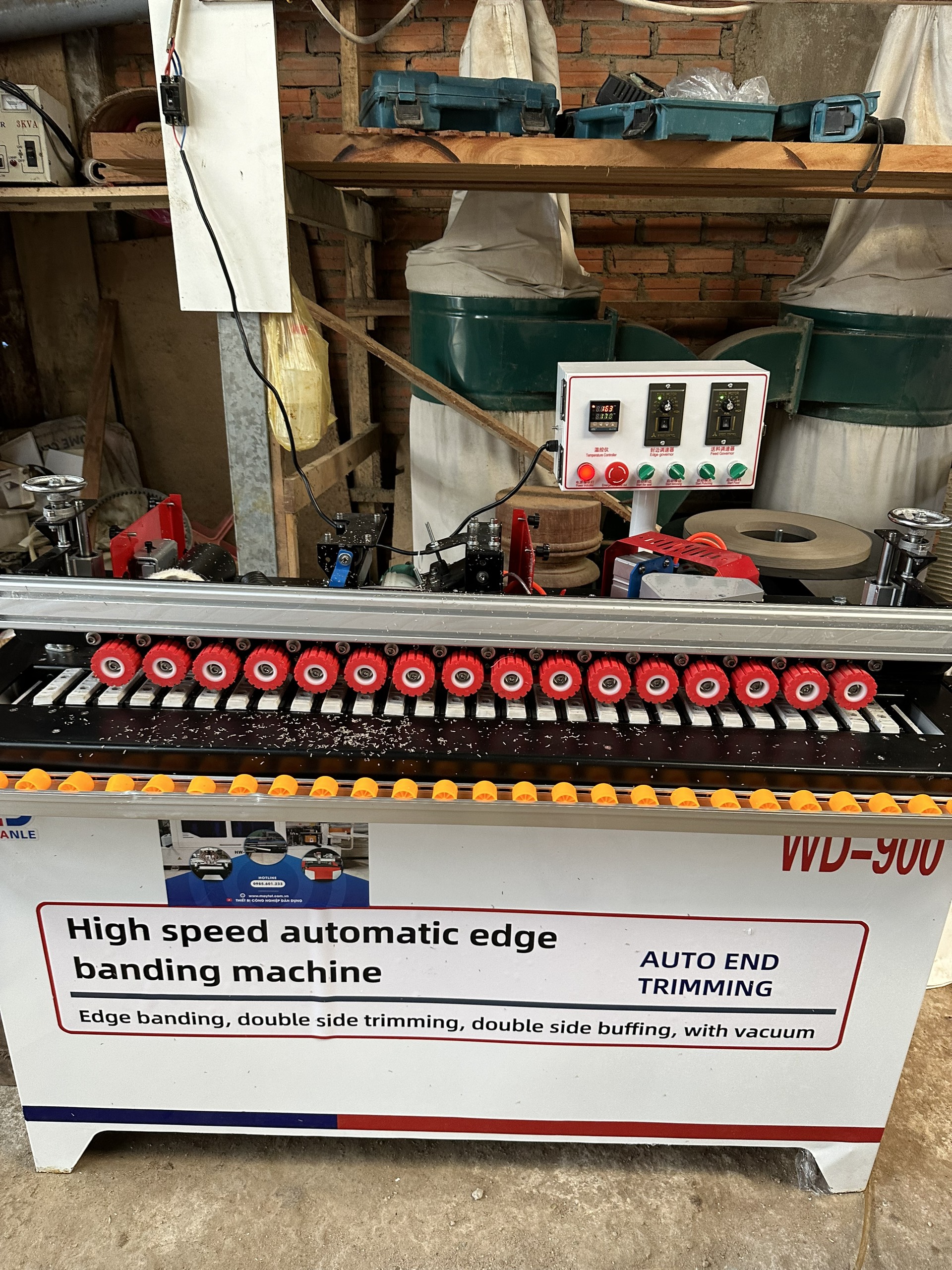 Máy dán cạnh WD900
